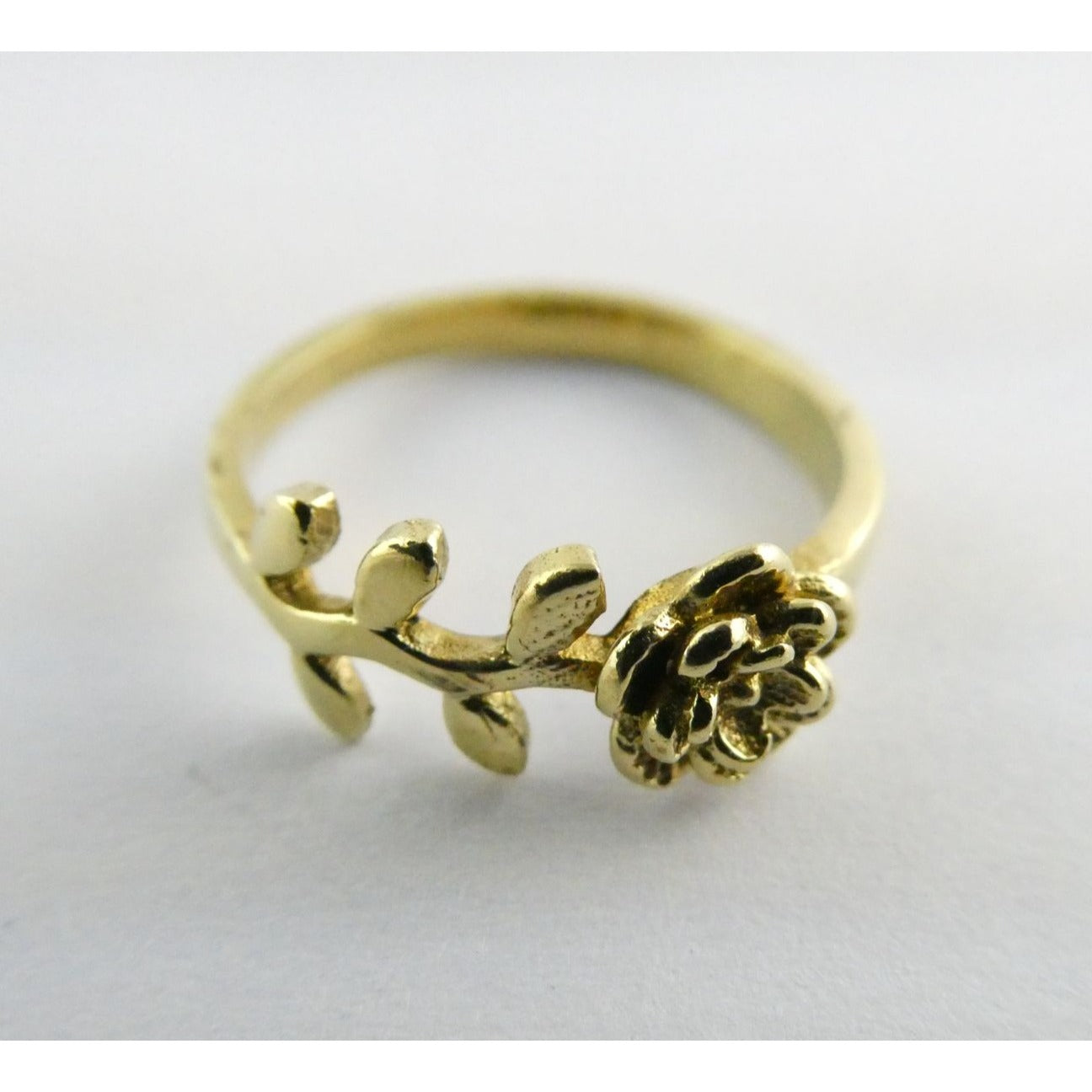 NEW Gold Plated Rose Flower Figural Band Ring Size 5.5 Weighs 1.6g
