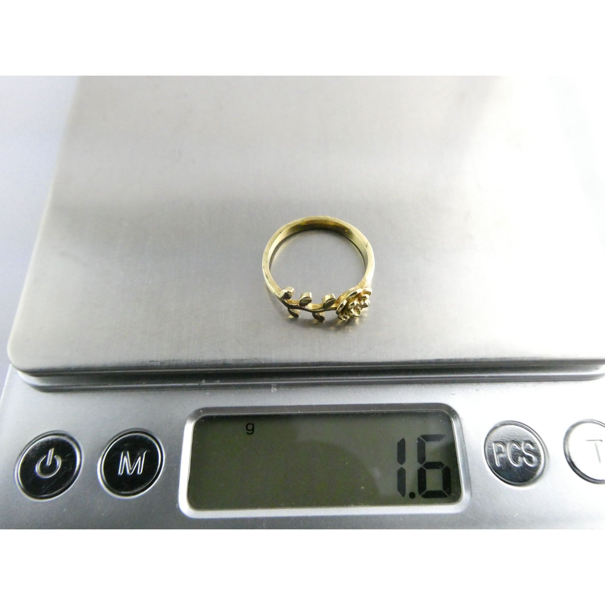 NEW Gold Plated Rose Flower Figural Band Ring Size 5.5 Weighs 1.6g
