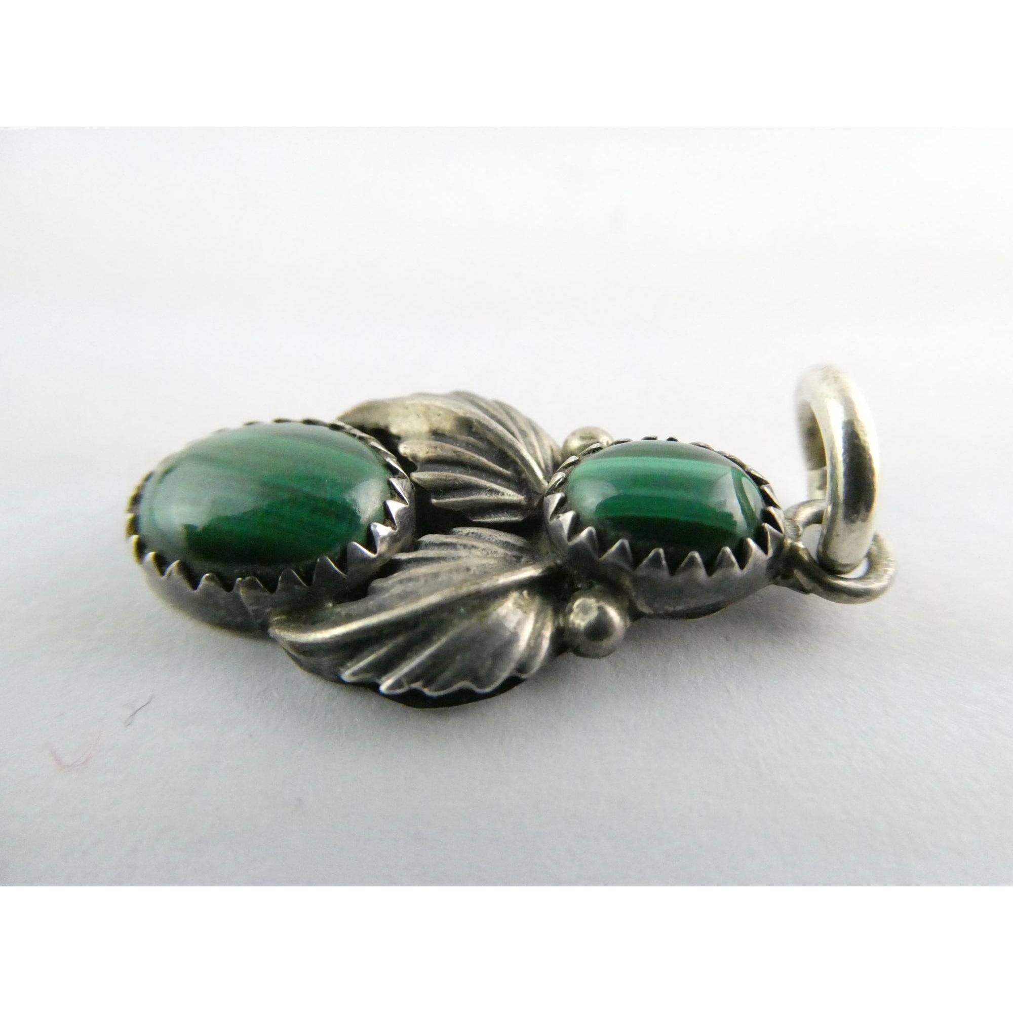 NA Signed SJ Sterling Silver Malachite Cabochons Pendant 3.7g 13mm Length