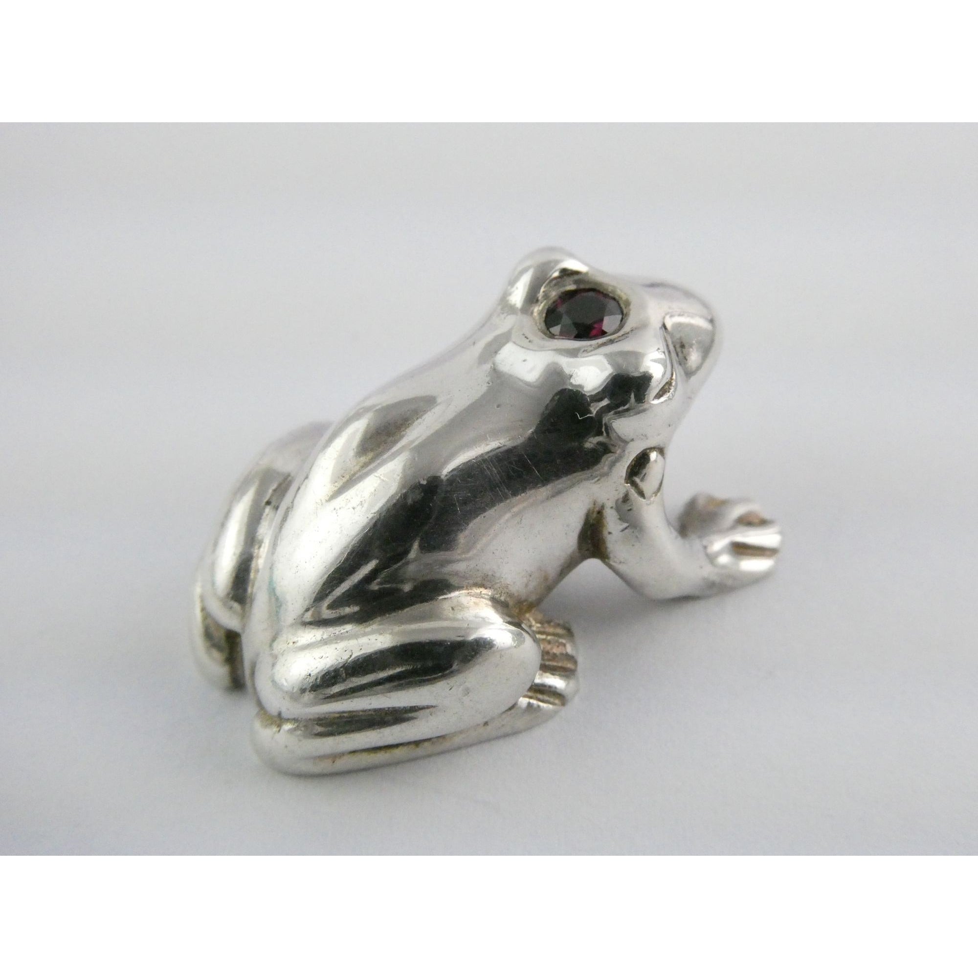 Vilmain and Klinger V+K Sterling Silver Garnet Gem Frog Miniature Figurine 21g