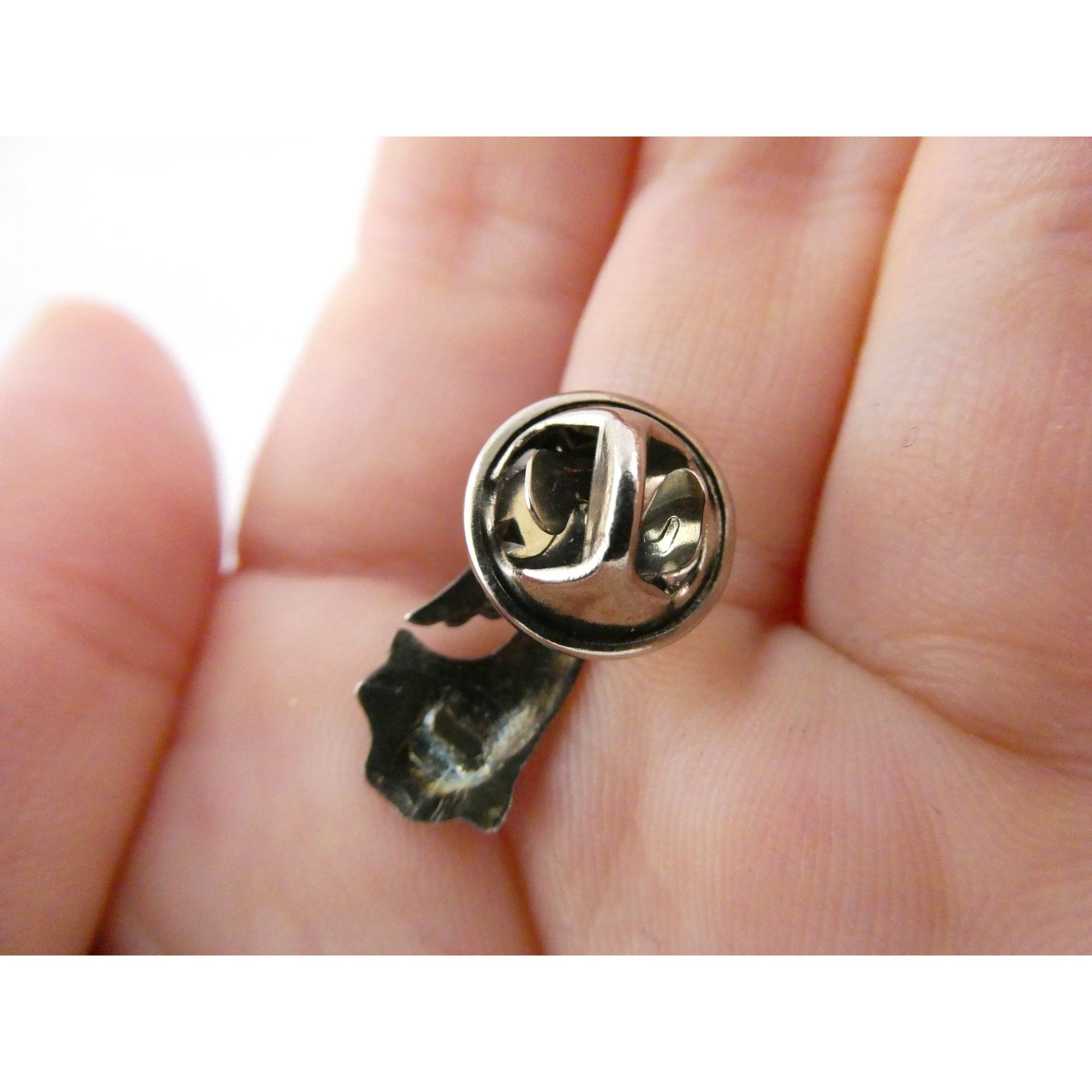 Vintage Sterling Silver Praying Guardian Angel Lapel Pin 1.7g 20mm Length