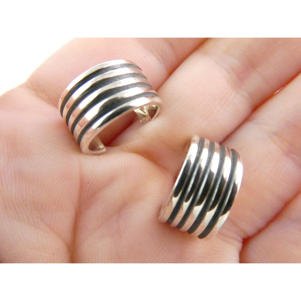 NA Navajo Orville White Sterling Silver Curled Earrings 5.9g .5 Inch Length OW