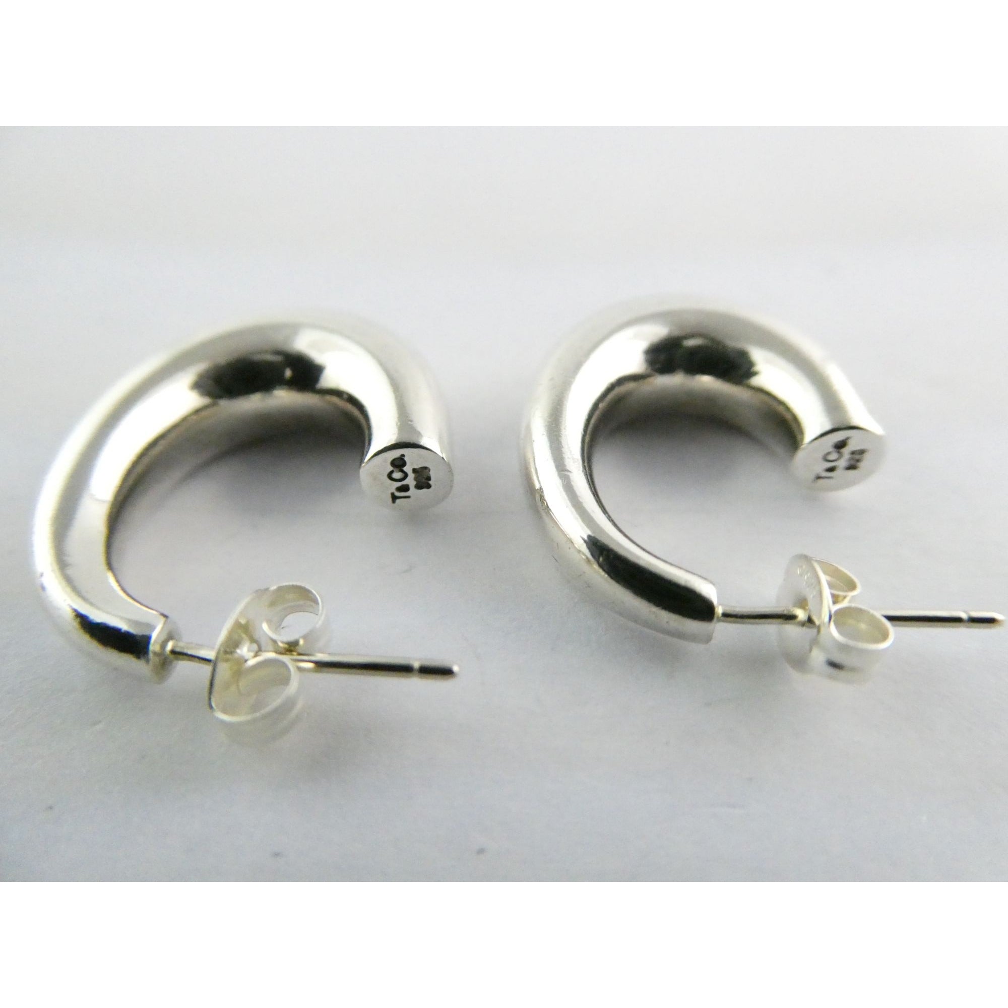 Tiffany and Co Sterling Silver Half Hoop Earrings 6.1g Weight 25mm Length