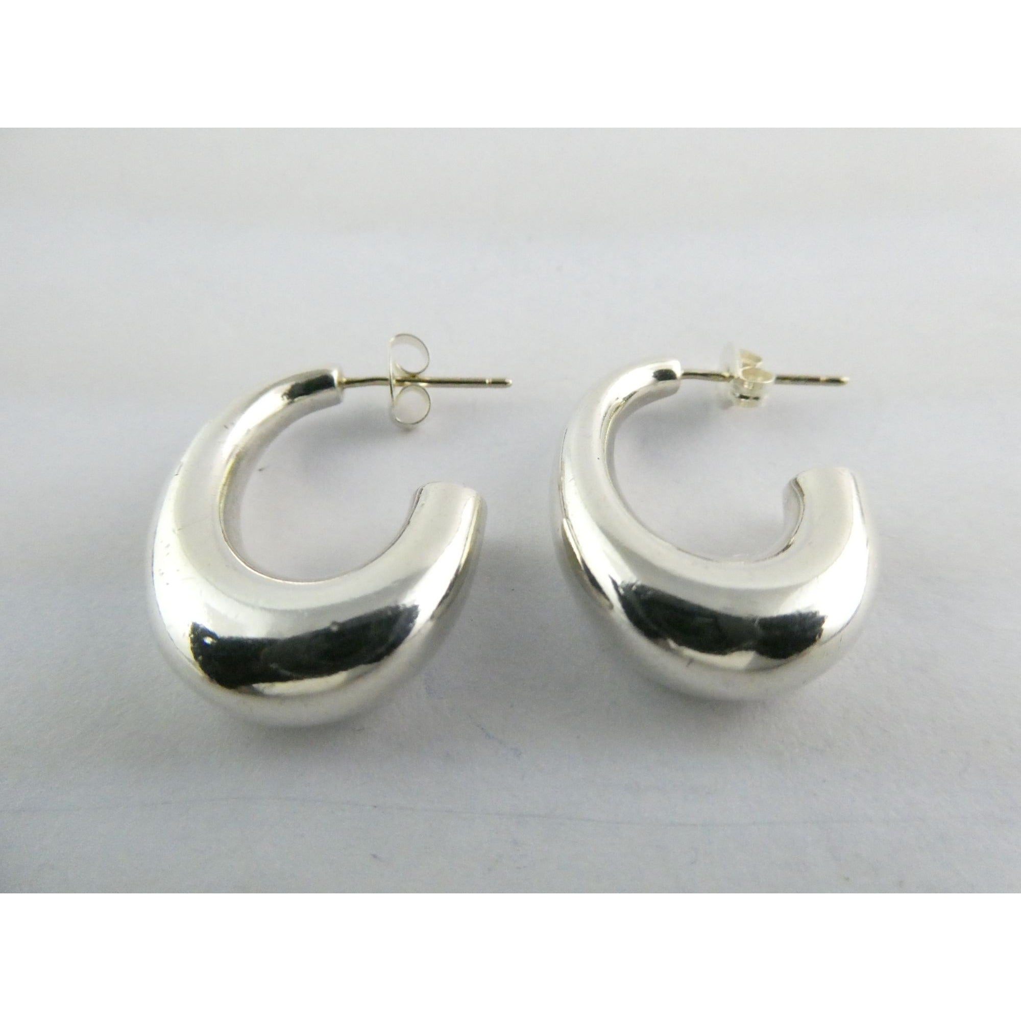 Tiffany and Co Sterling Silver Half Hoop Earrings 6.1g Weight 25mm Length