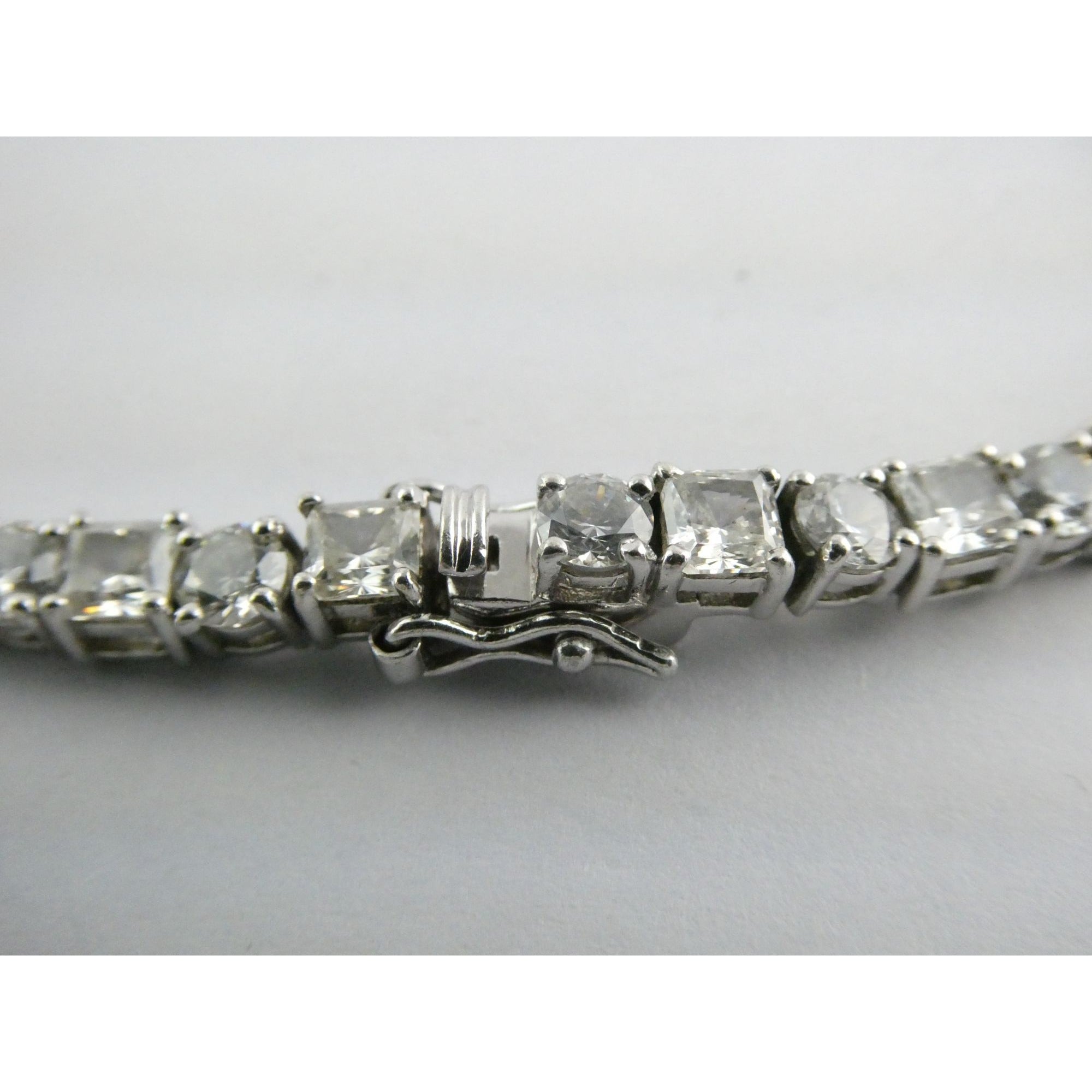 Sterling Silver DQCZ Tennis Bracelet 17.7g Weight 8 Inch Length Fit