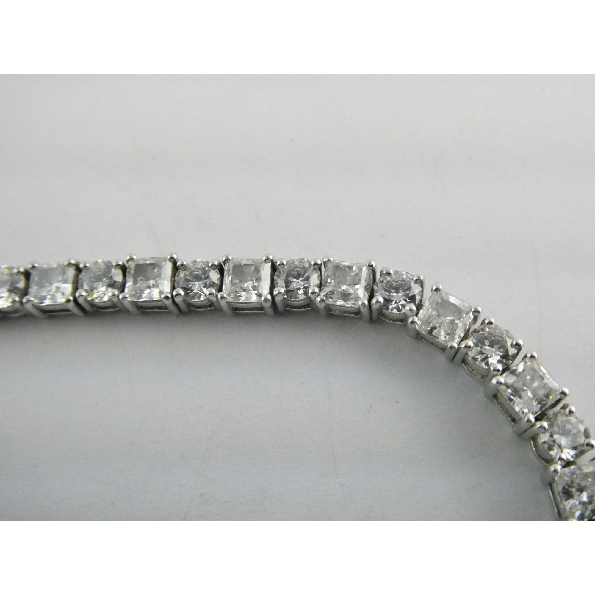 Sterling Silver DQCZ Tennis Bracelet 17.7g Weight 8 Inch Length Fit