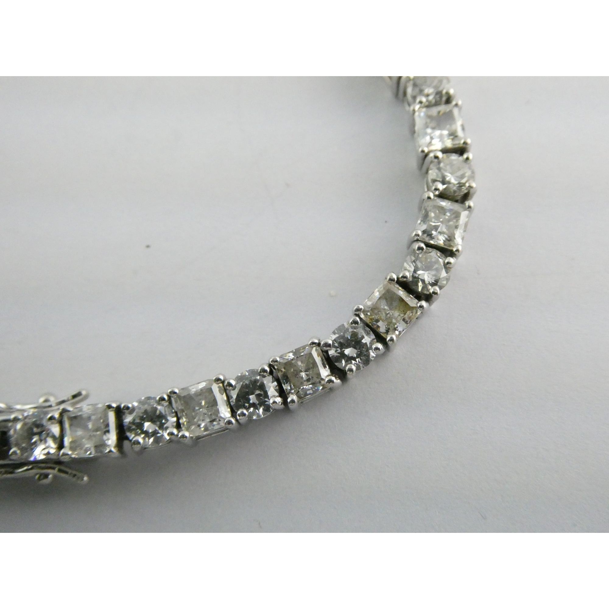 Sterling Silver DQCZ Tennis Bracelet 17.7g Weight 8 Inch Length Fit