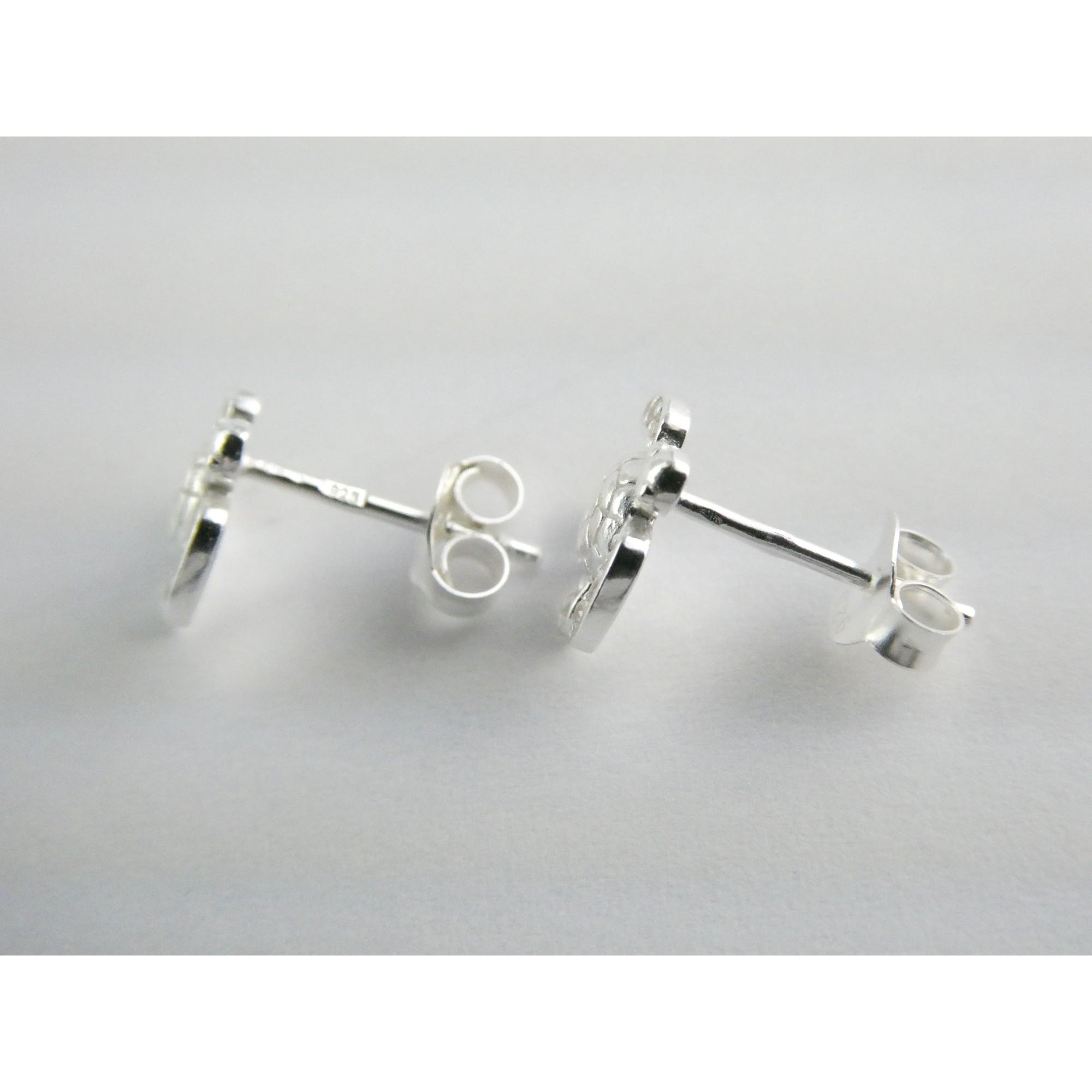 Sterling Silver Figural Sea Turtle Stud Earrings 1.1g 8mm Length NEW and UNUSED