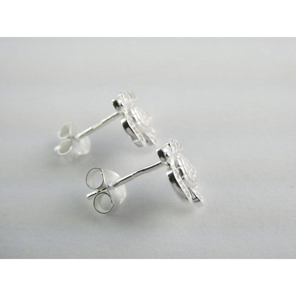 Sterling Silver Figural Sea Turtle Stud Earrings 1.1g 8mm Length NEW and UNUSED