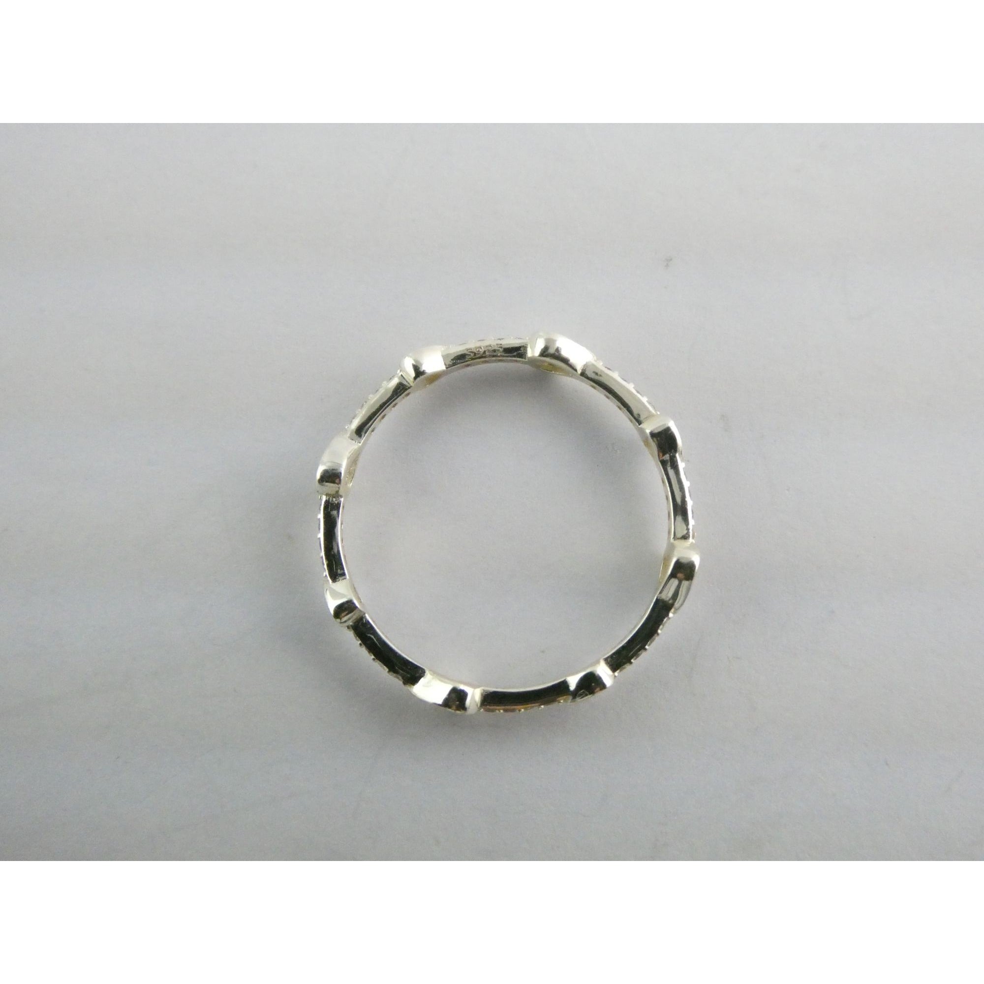 Sterling Silver Infinity Hearts Band Ring Size 11 Weighs 1.7 Grams