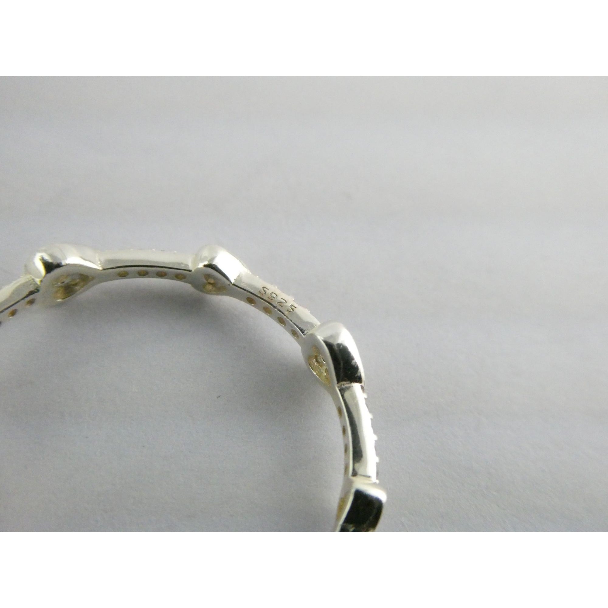 Sterling Silver Infinity Hearts Band Ring Size 11 Weighs 1.7 Grams