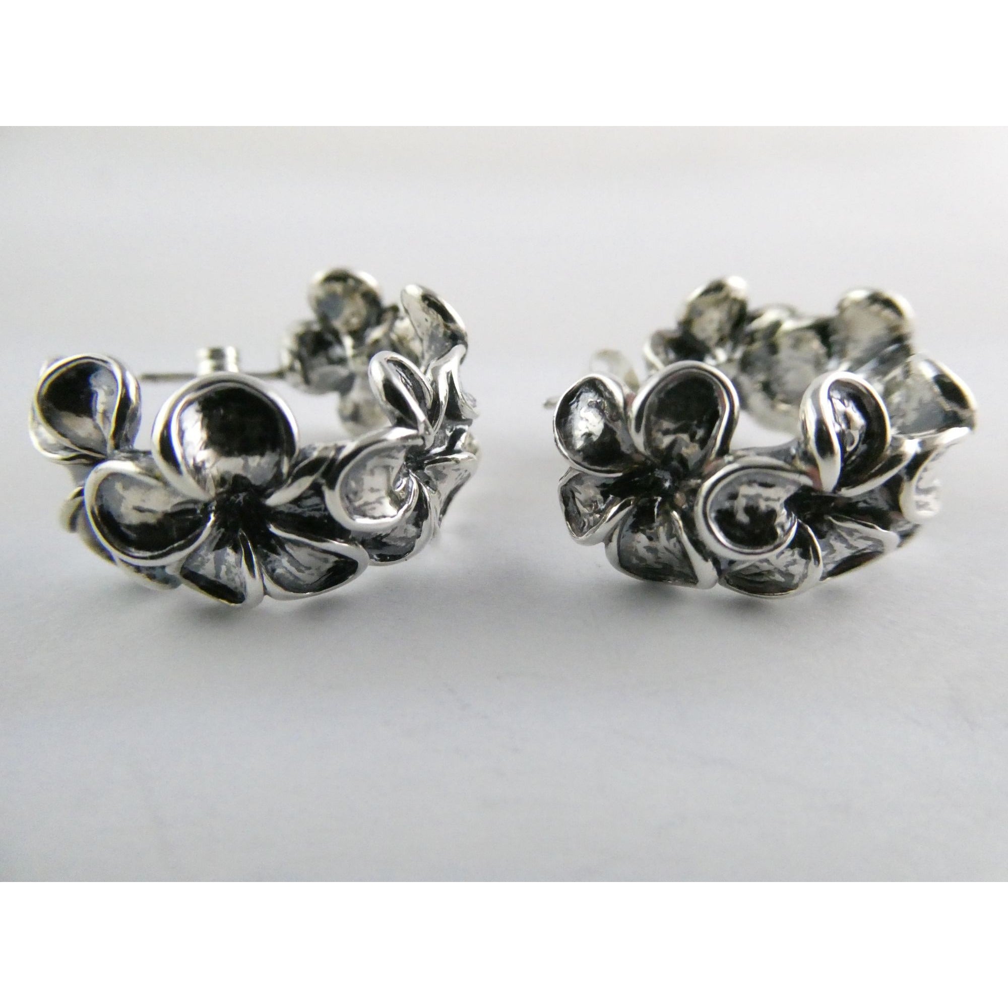 Kabana Sterling Silver Plumeria Flower Curled Earrings 16.7g 1 Inch Length