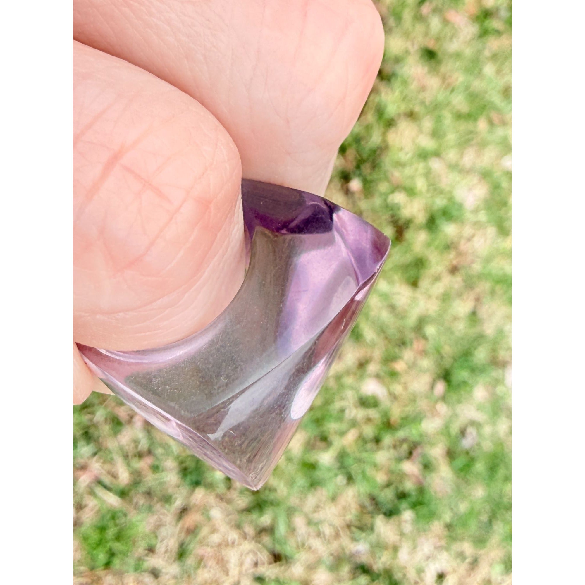 Vintage Pale Purple Lucite Geometric Design Chunky Ring Size 6.25 6.8g Weight