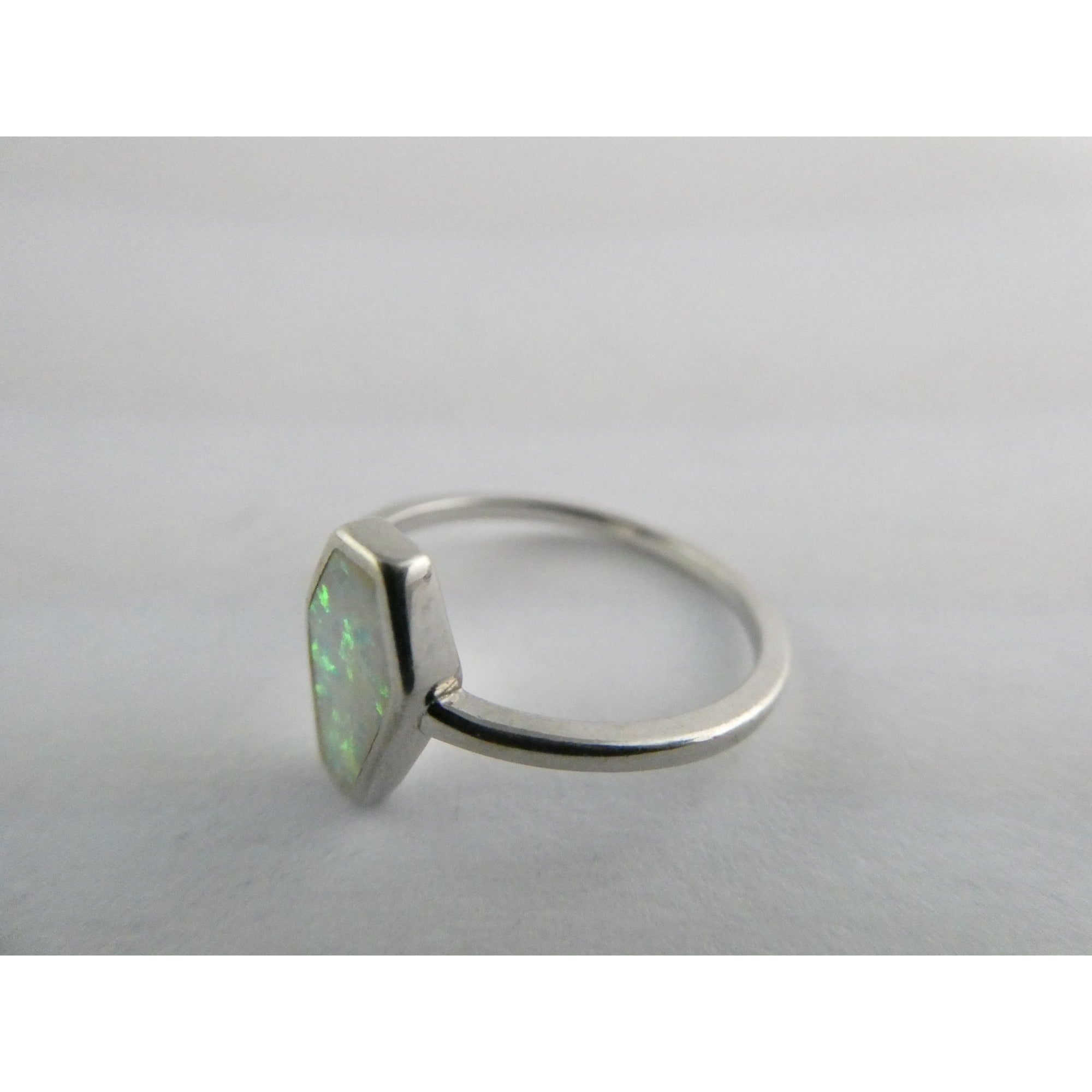 Sterling Silver Coffin Cut Flat Cab Lab Created White Opal Ring Size 6 1.4g