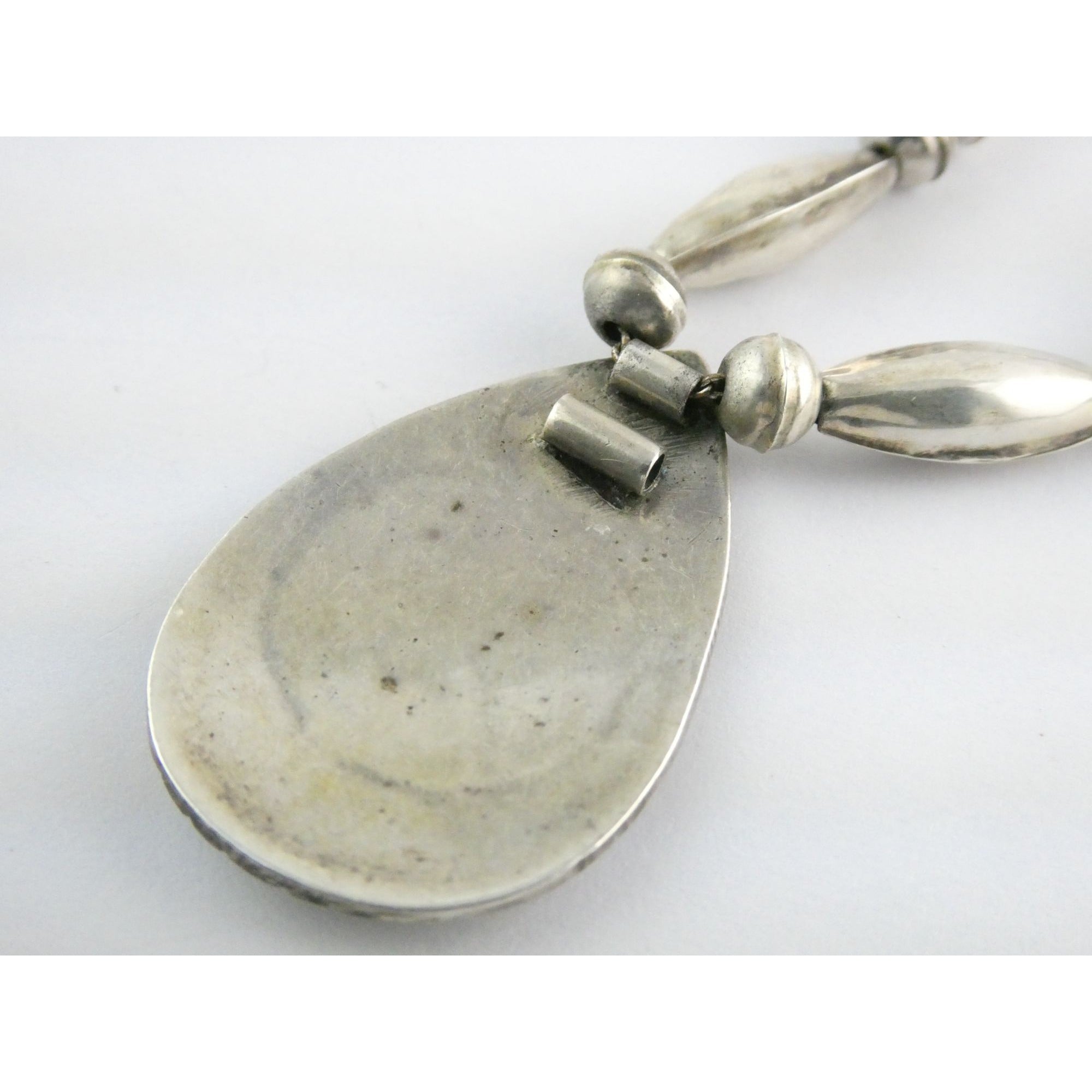 NA Southwestern Zuni Sterling Silver Red Cardinal Navajo Pearls Pendant Necklace