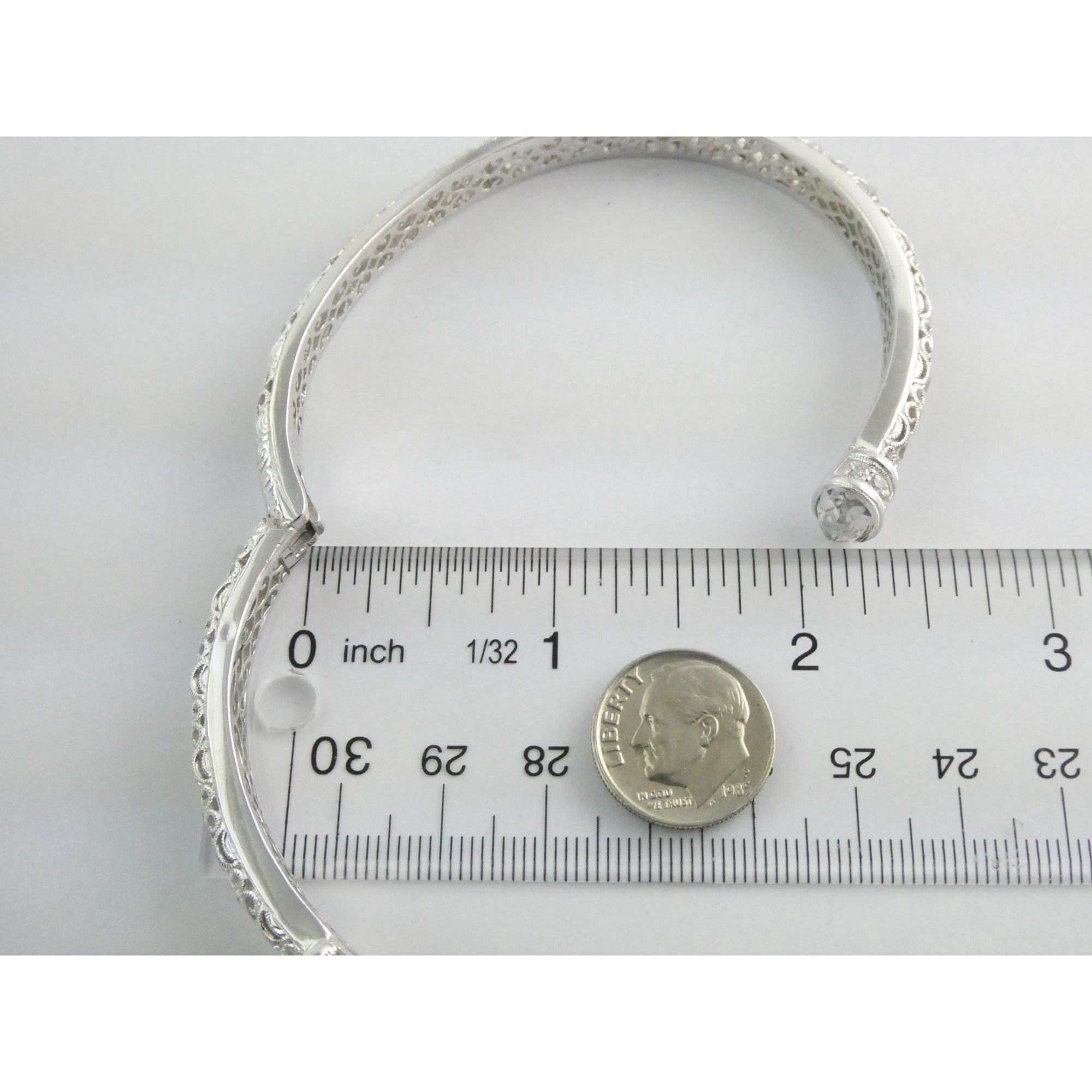 Tacori IVCZ Sterling Silver Epiphany Hinged Cuff Bracelet 27.2g Weight 7.75 Inch