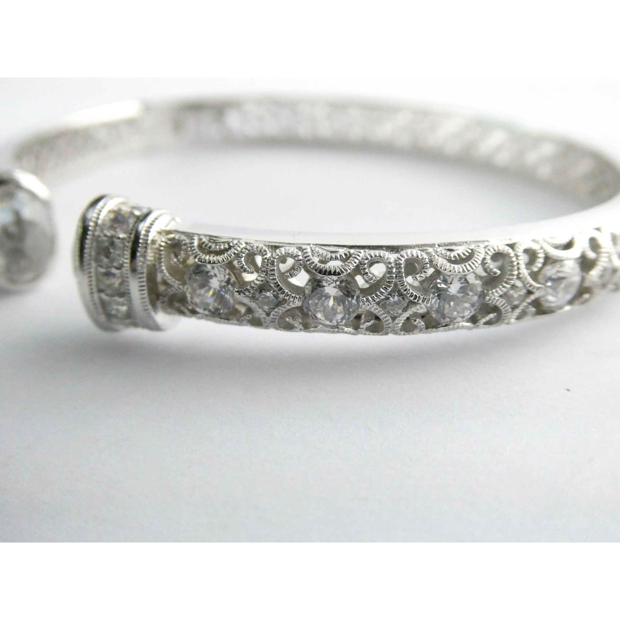 Tacori IVCZ Sterling Silver Epiphany Hinged Cuff Bracelet 27.2g Weight 7.75 Inch