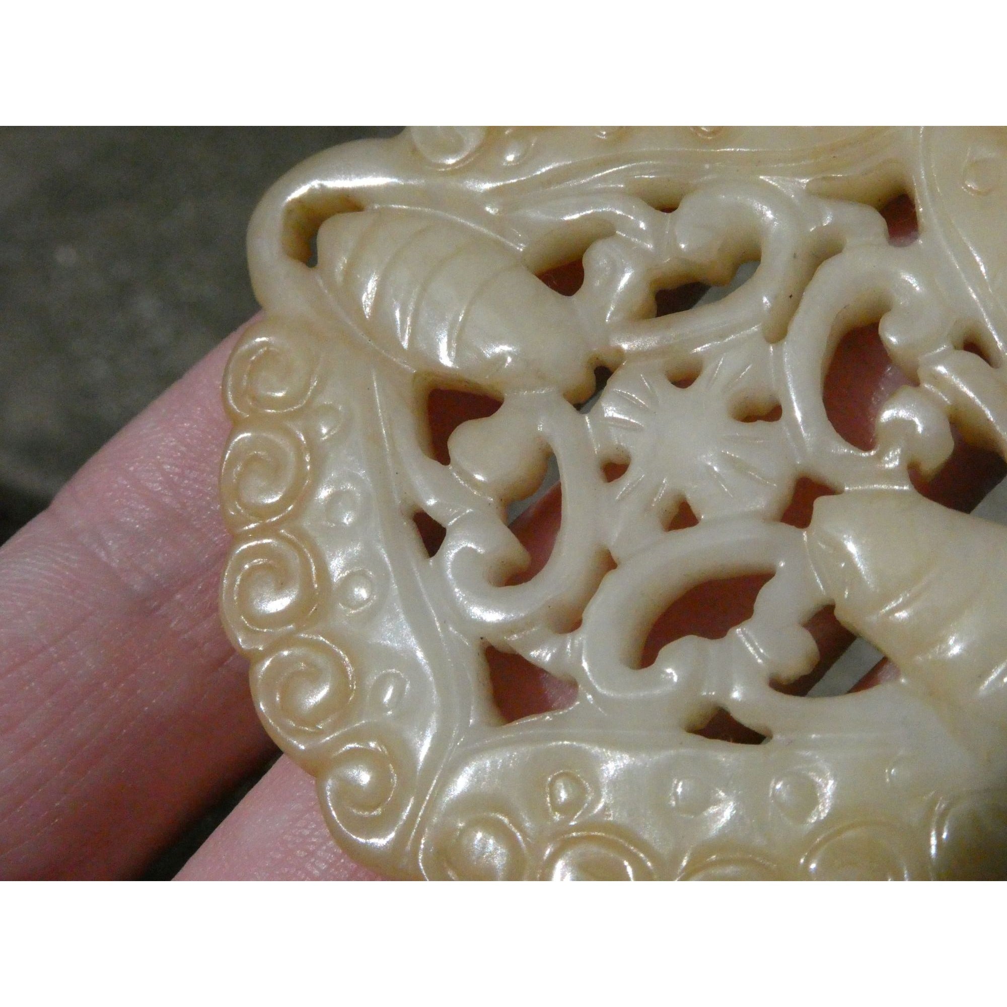 Vintage White Carved Nephrite jade Butterfly Pendant or Talisman 22.9g 2.5In