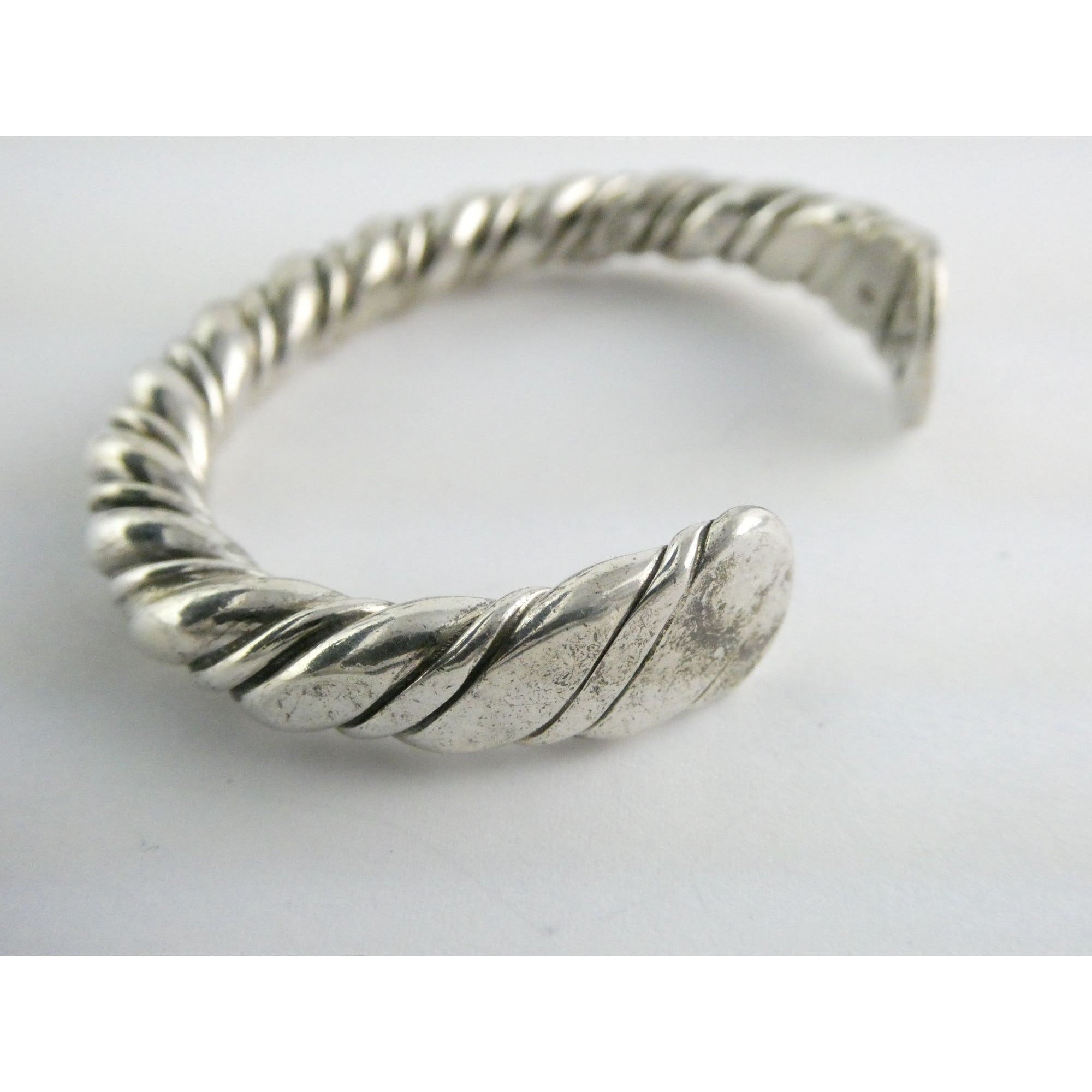 NA Navajo Orville Tsinnie New Mexico Sterling Silver Cuff Bracelet 6 Inches 52g