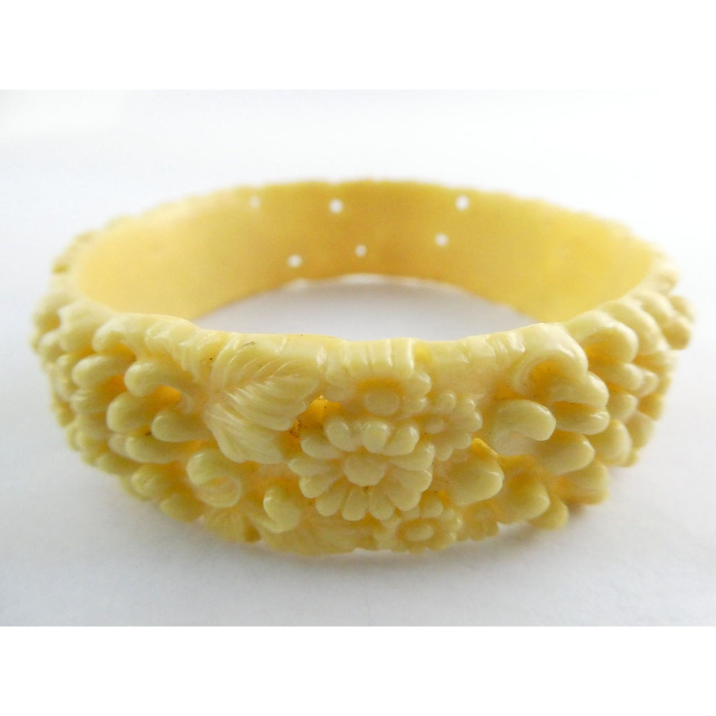 Vintage Celluloid Plastic Floral Bangle Bracelet 7.75 Inch Fit 20.6 Grams Weight