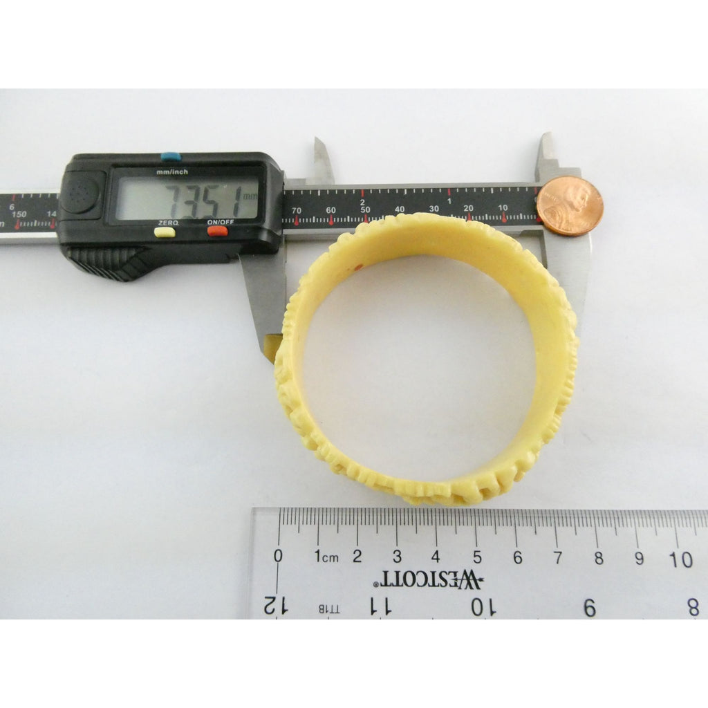 Vintage Celluloid Plastic Floral Bangle Bracelet 7.75 Inch Fit 20.6 Grams Weight