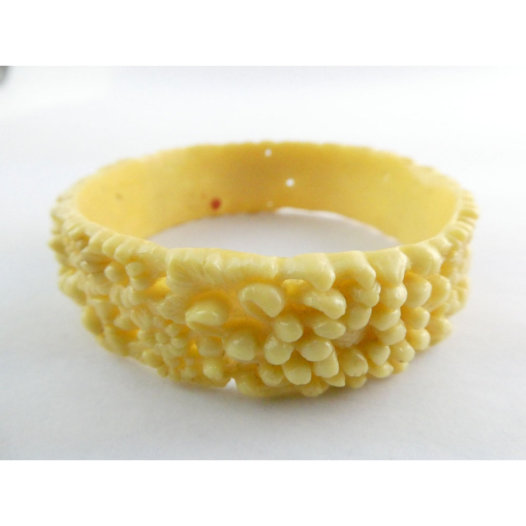 Vintage Celluloid Plastic Floral Bangle Bracelet 7.75 Inch Fit 20.6 Grams Weight