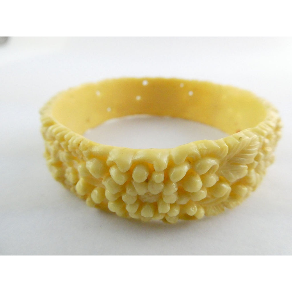 Vintage Celluloid Plastic Floral Bangle Bracelet 7.75 Inch Fit 20.6 Grams Weight