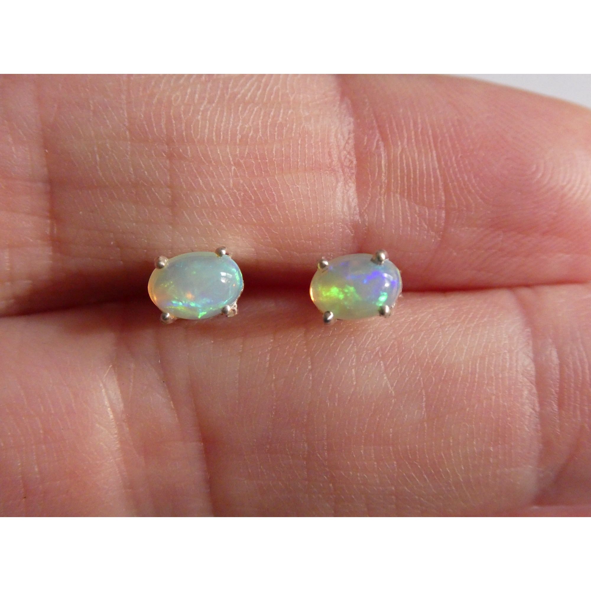 Sterling Silver Ethiopian Opal Oval Cabochon Earrings 6mm Length NEW and UNUSED