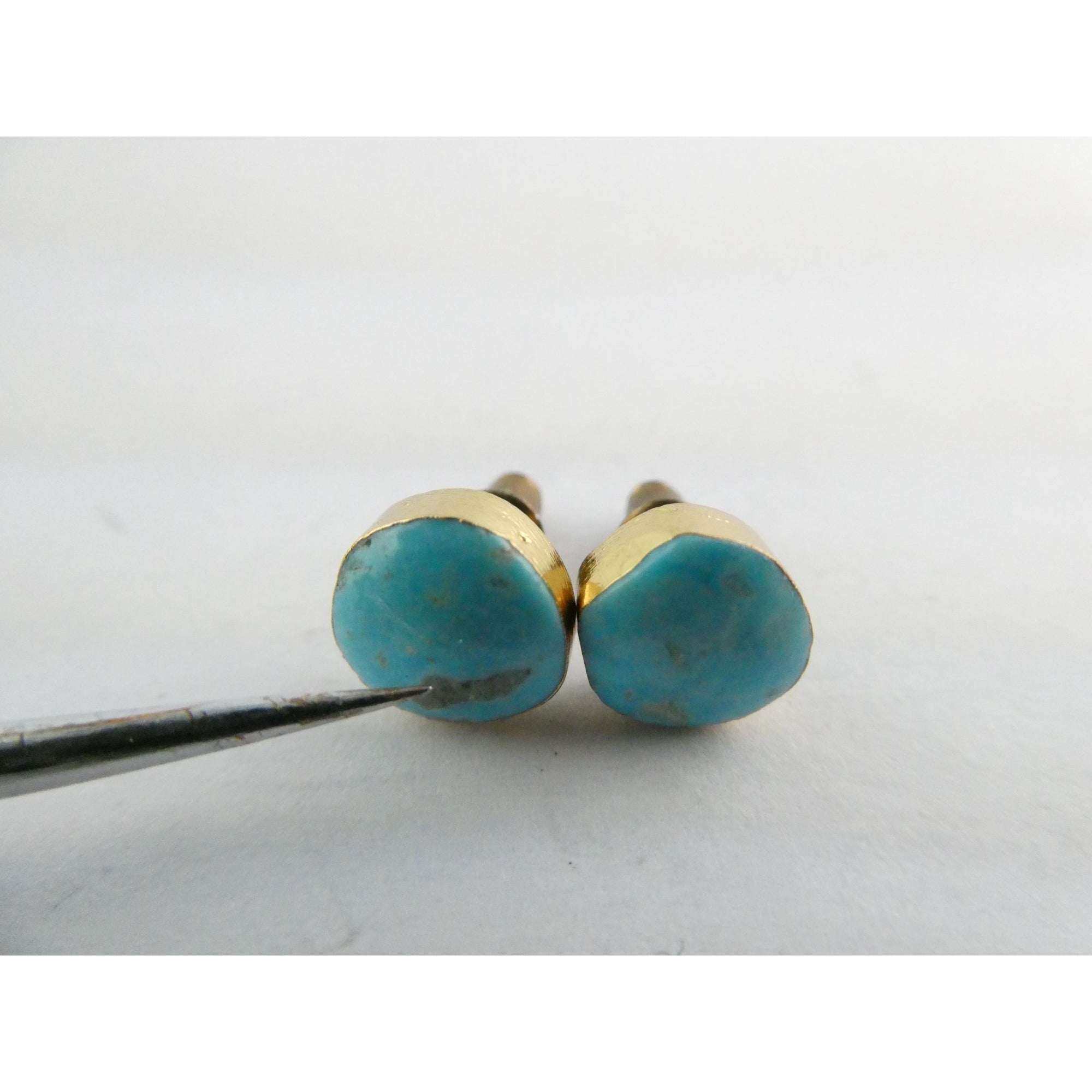 Gilt Sterling Silver Freeform Turquoise Cabochon Stud Earrings 1.5g 8mm Diameter