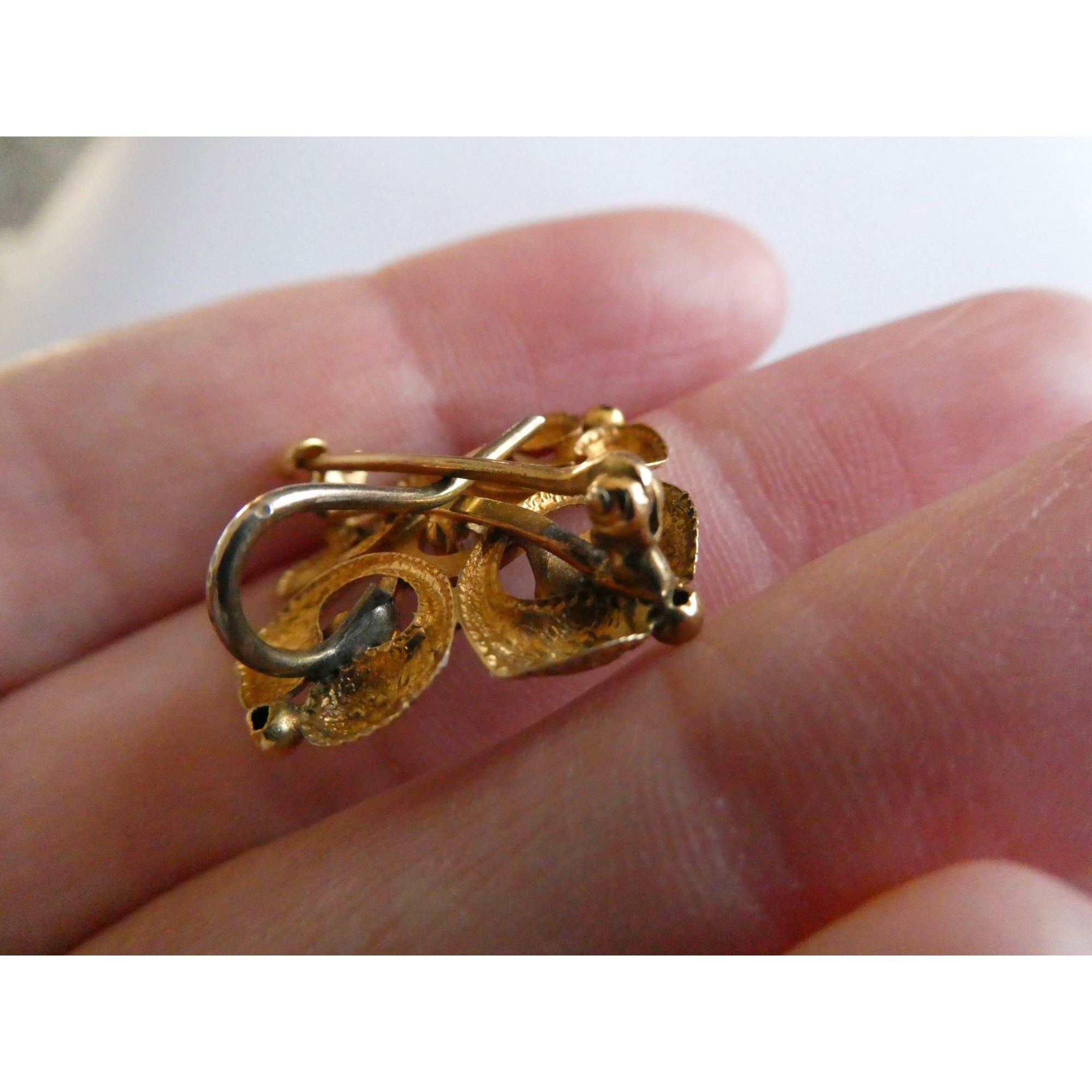 Antique 14k Gold Natural Mine Cut Diamond White Enameled Flower Pin Brooch Fob