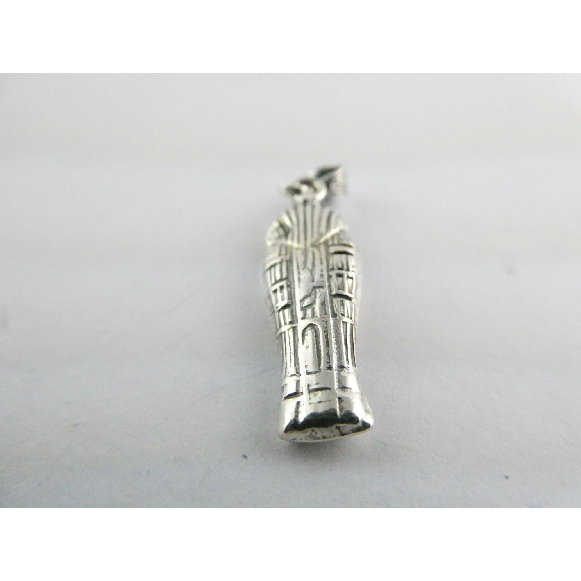 Vintage Sterling Silver Egyptian Pharaoh Mummy Sarcophagus Pendant 1.6g 37mm
