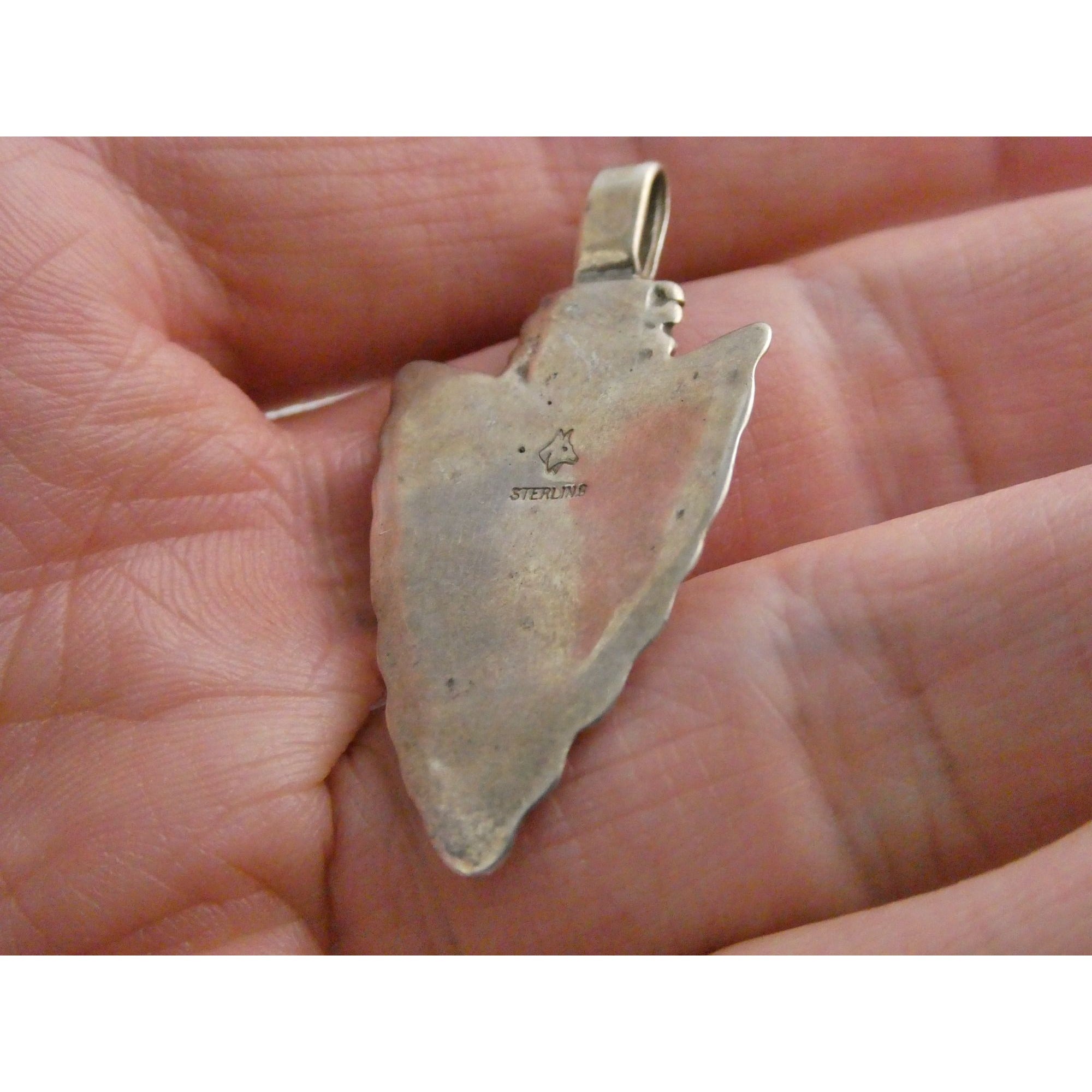 Southwestern Animal Glyph Marked Sterling Silver Arrowhead Pendant 4.7g 39mm