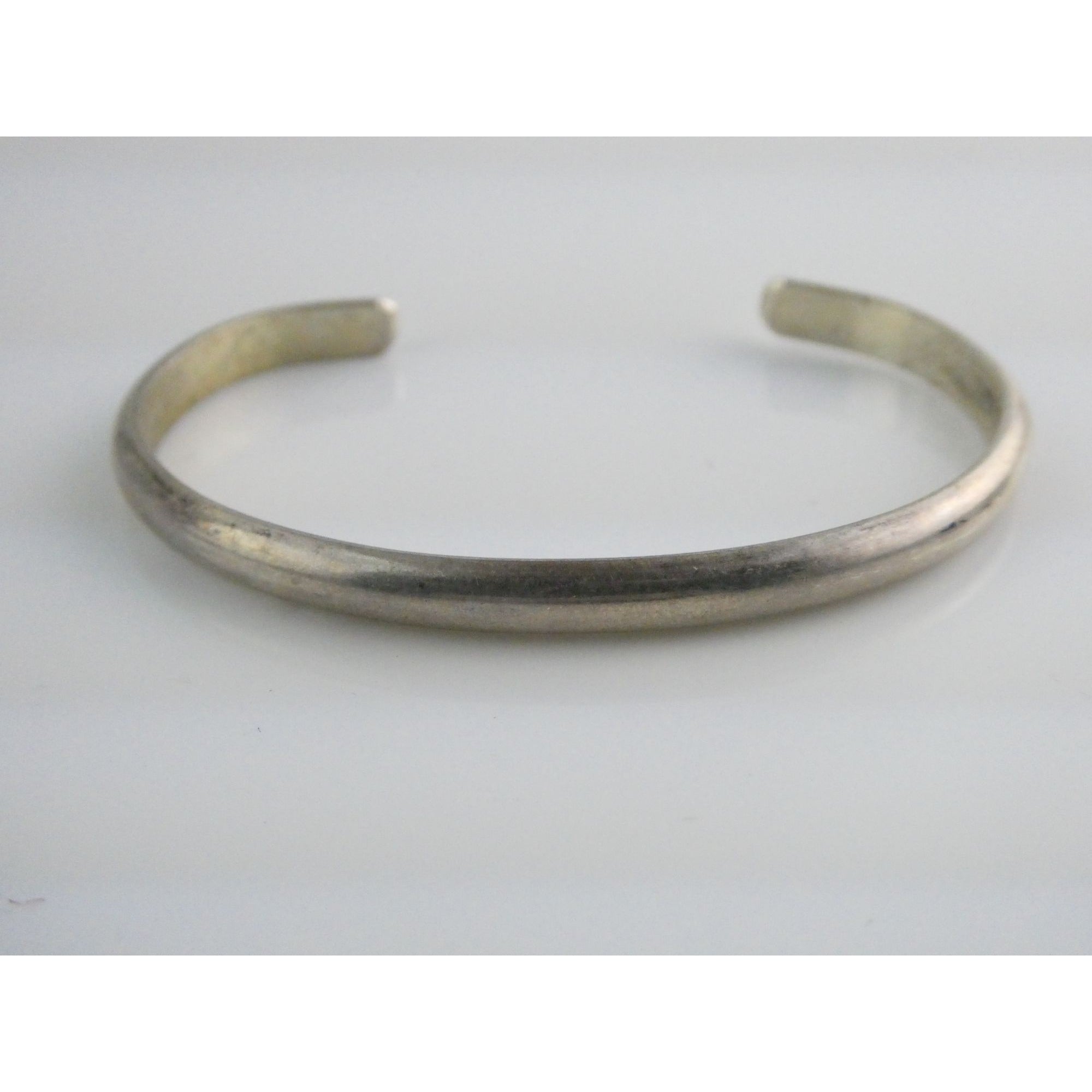 Lee McCray NA Navajo Sterling Silver Slender Cuff Bracelet 6.5 Inches 14g Weight