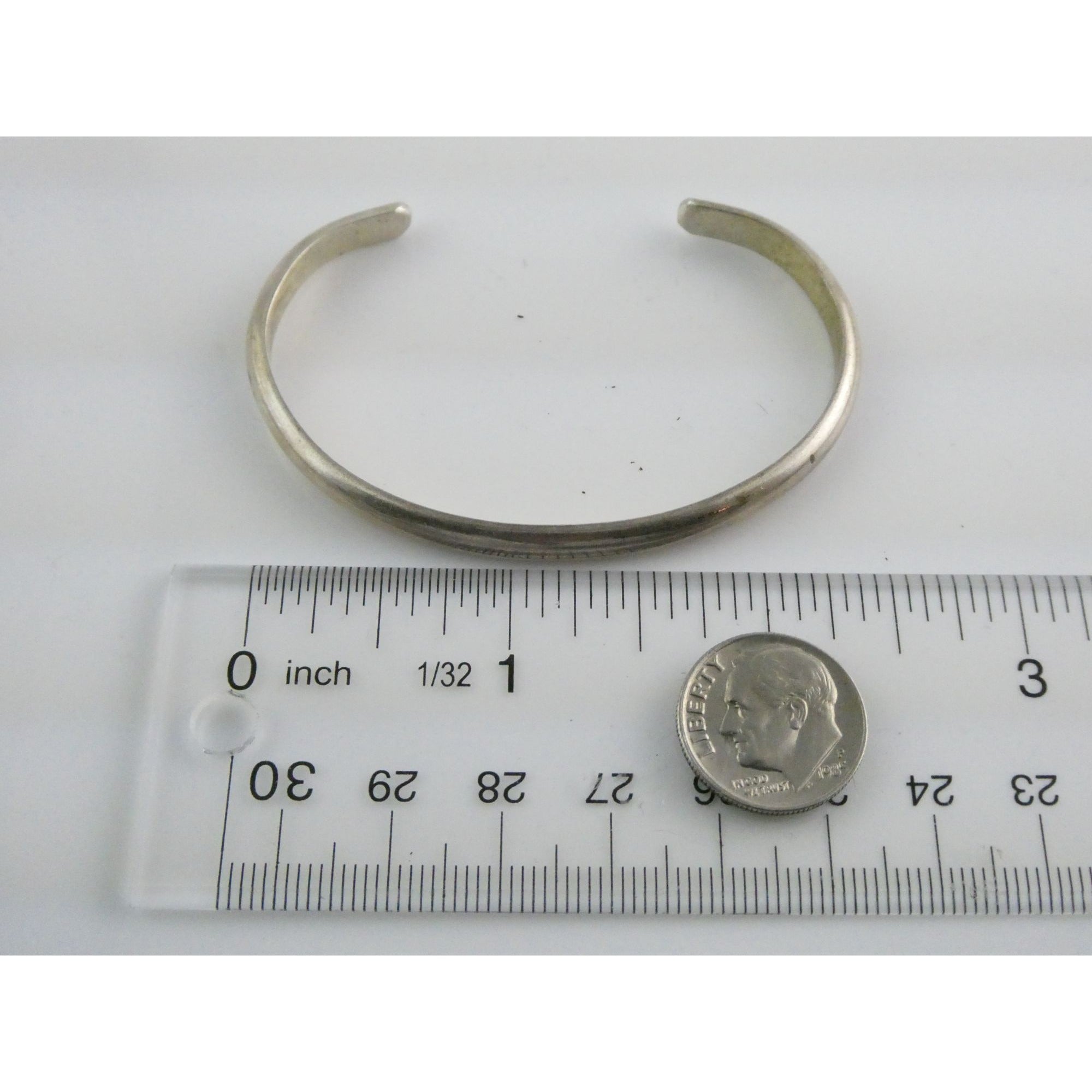 Lee McCray NA Navajo Sterling Silver Slender Cuff Bracelet 6.5 Inches 14g Weight