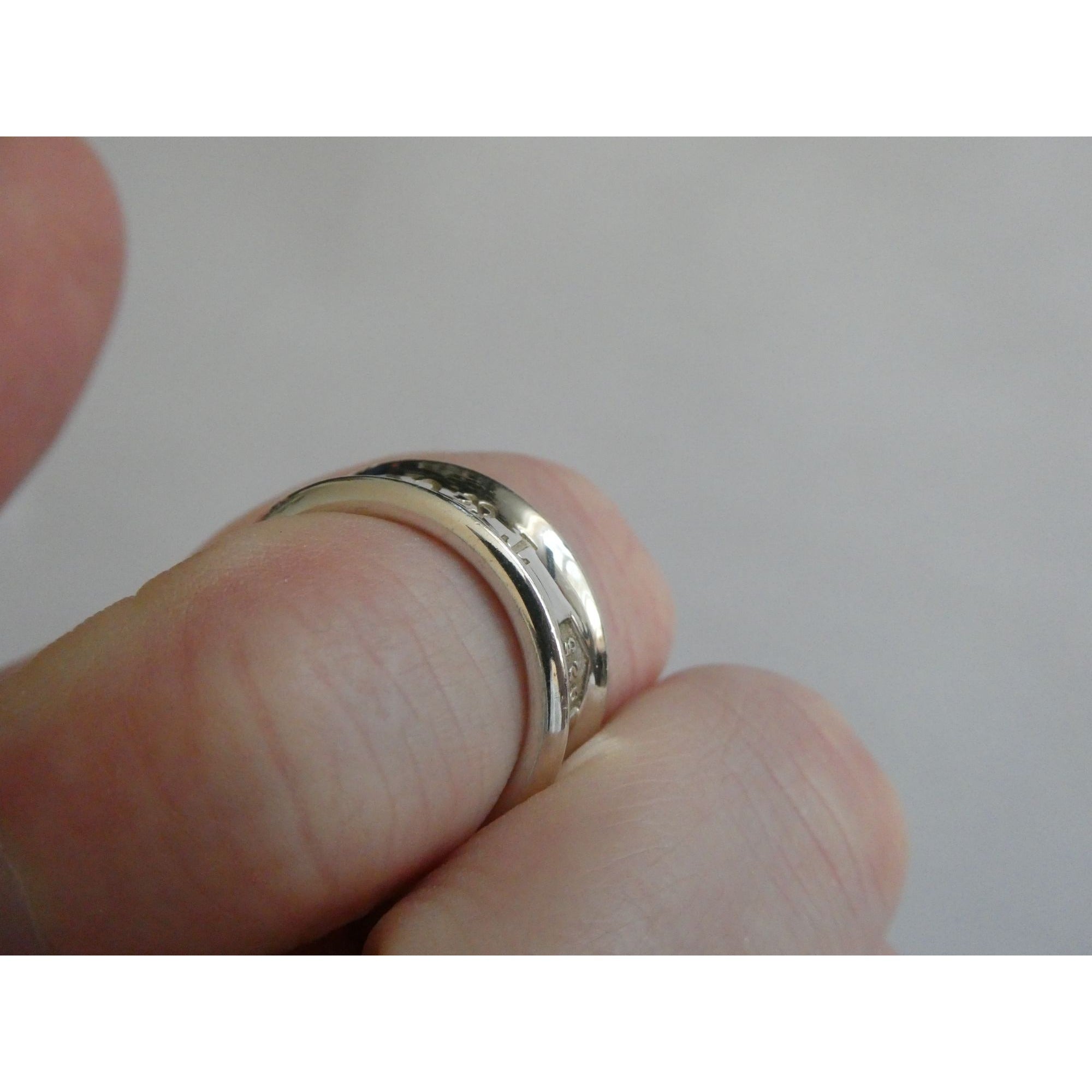 Tiffany & Co. 1837 Sterling Silver Curved Band Ring 925 Size 6.5 7.8 Grams