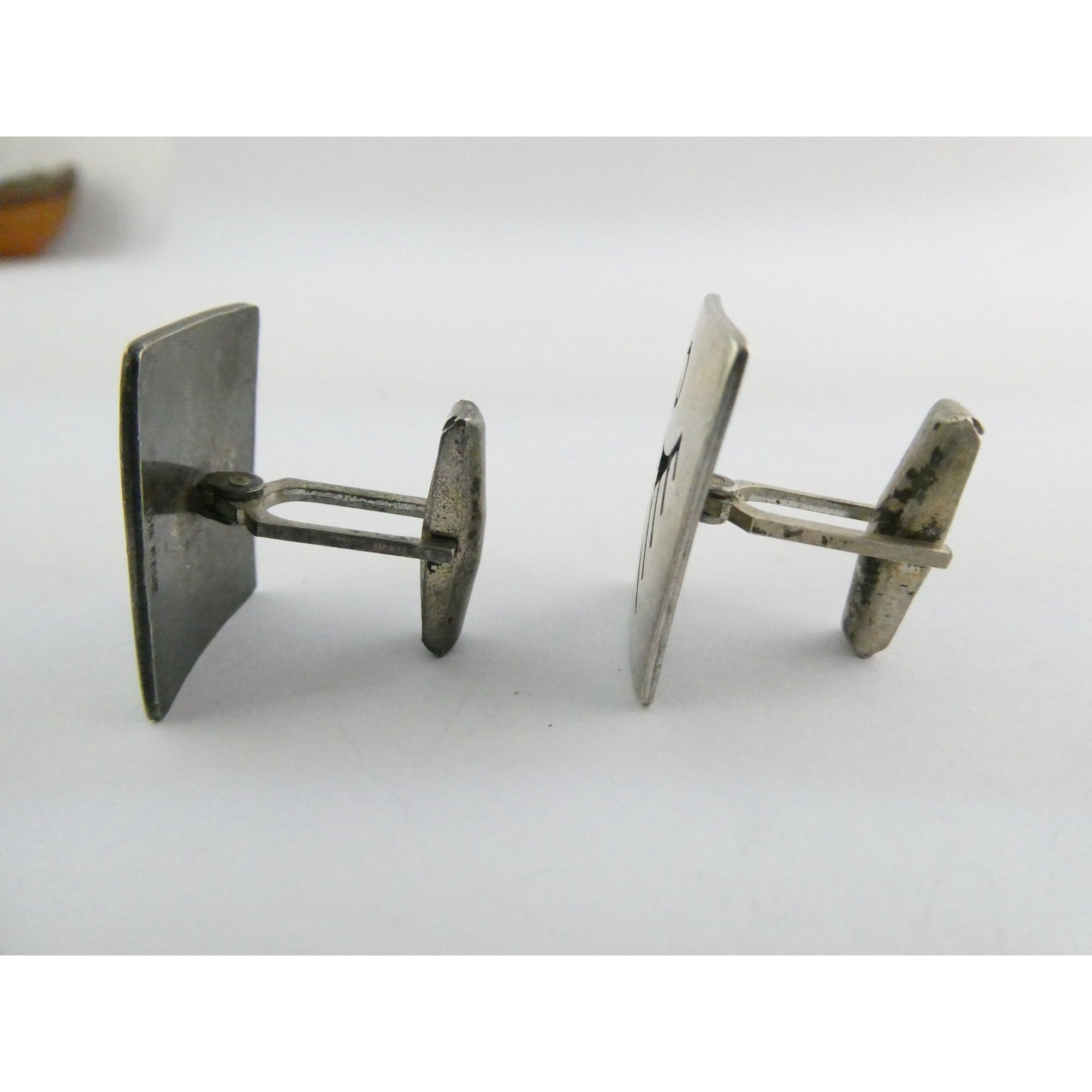 Vintage Tom Bahe NA Navajo Sterling Silver Glyph Cufflinks 15.4g 1 Inch Wide