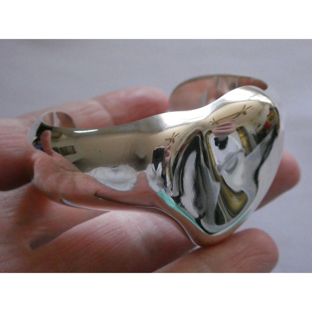 Tiffany and Co Elsa Peretti Sterling Silver Full Heart Cuff Bracelet 6.75 Inches