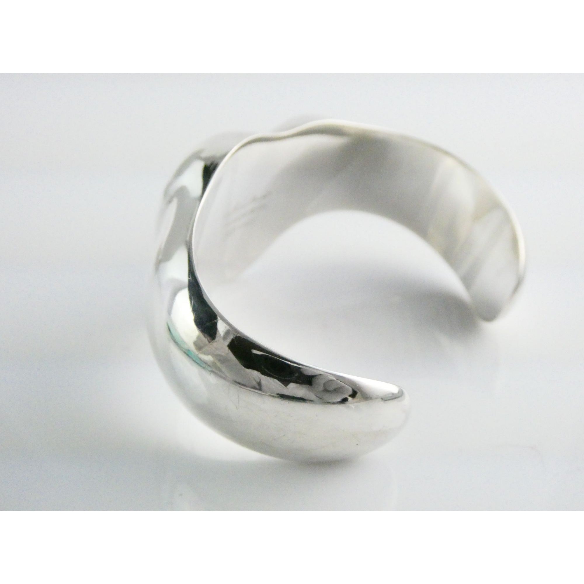 Tiffany and Co Elsa Peretti Sterling Silver Full Heart Cuff Bracelet 6.75 Inches