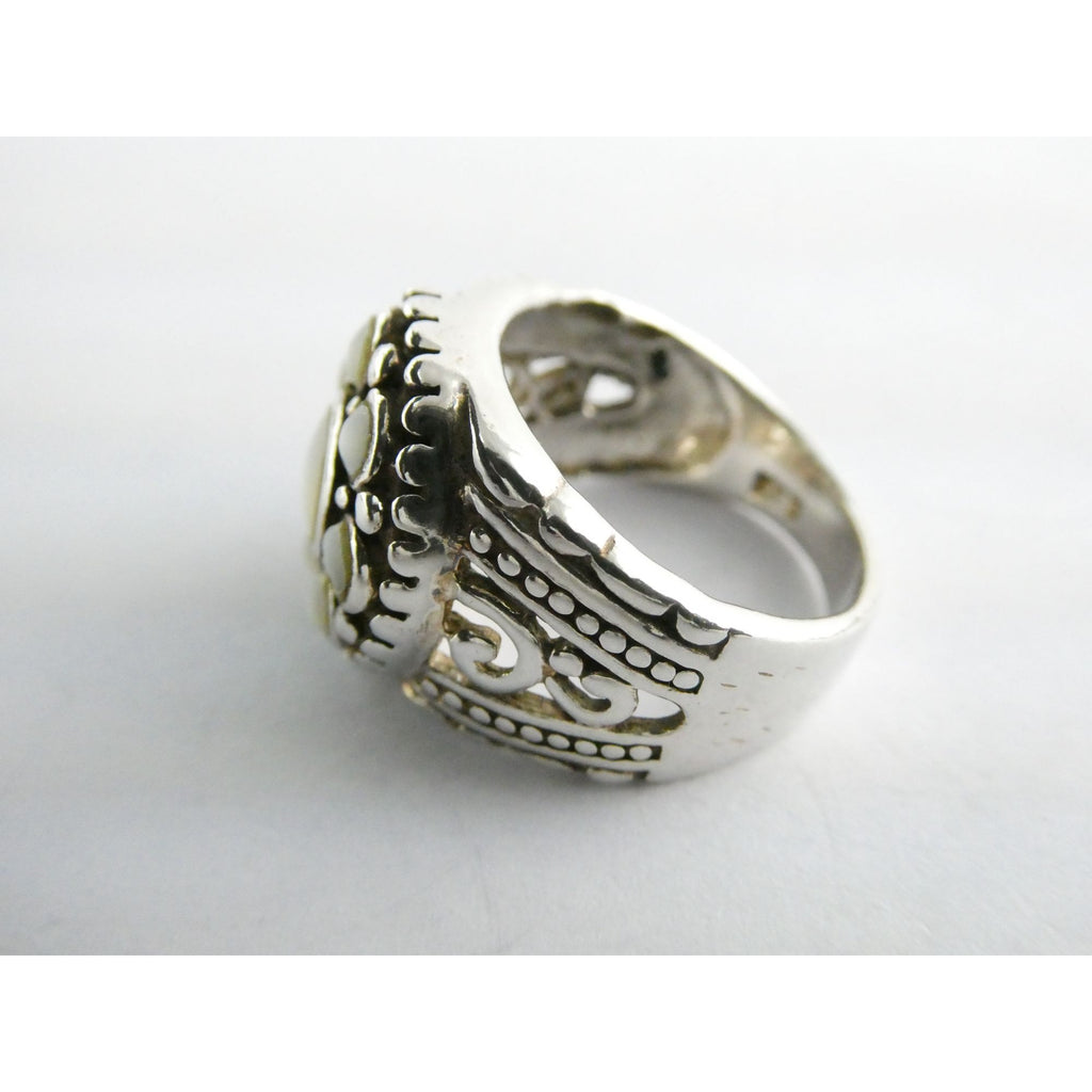 Sterling Silver MOP Shell Floral Design Ornate Scrollwork Ring Size 8 9g