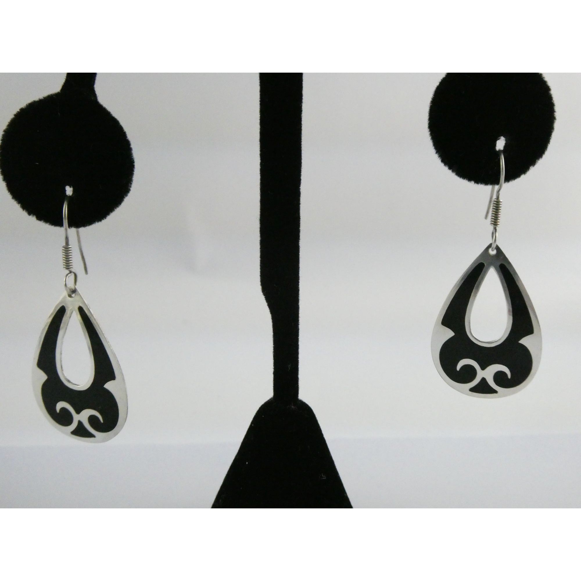 Taxco Mexico Sterling Silver Black Enamel Swirl Design Hook Earrings 4g 1.75 In