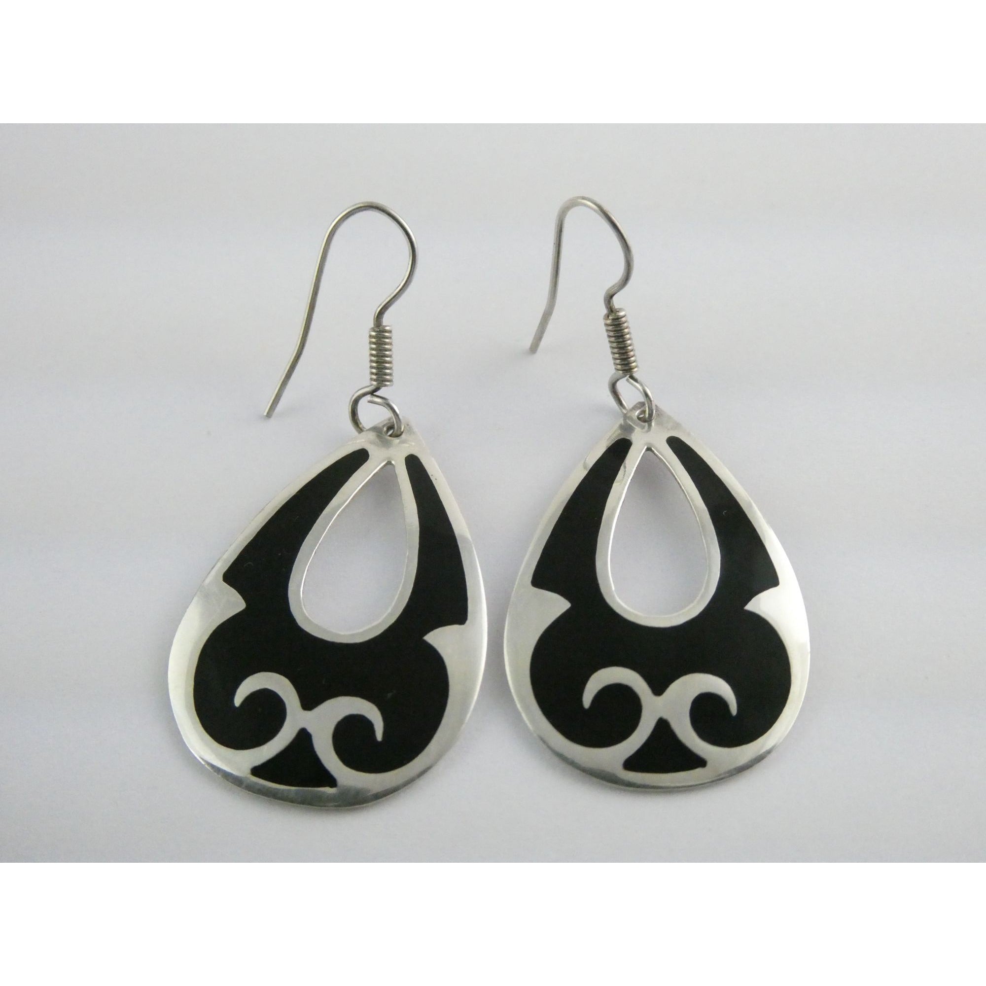 Taxco Mexico Sterling Silver Black Enamel Swirl Design Hook Earrings 4g 1.75 In