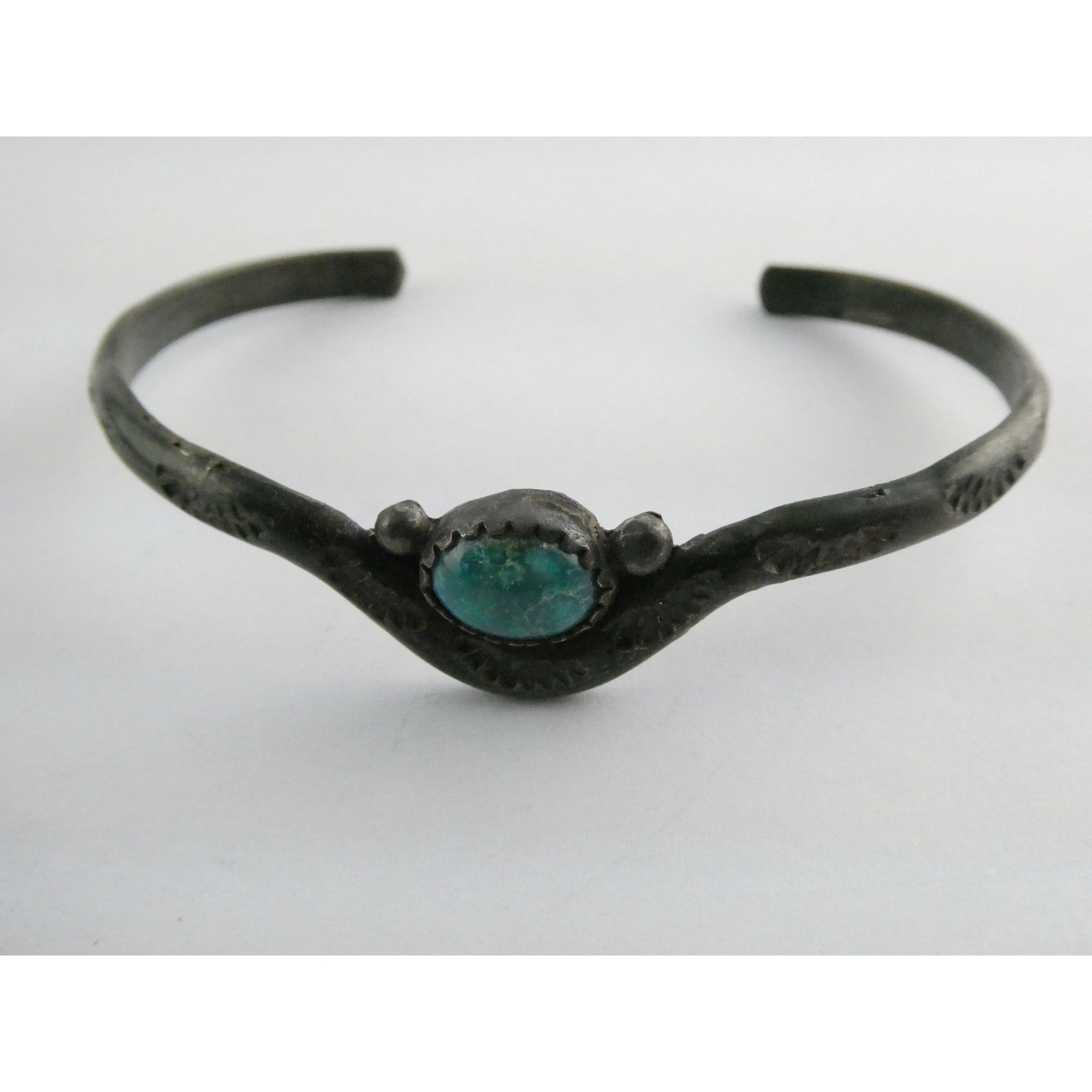 Southwestern Sterling Silver Turquoise Cabochon Cuff Bracelet 6.25 Inches 10.6g