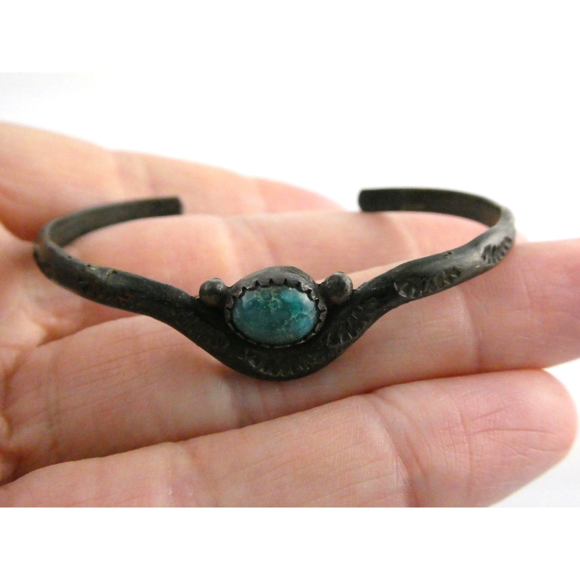 Southwestern Sterling Silver Turquoise Cabochon Cuff Bracelet 6.25 Inches 10.6g