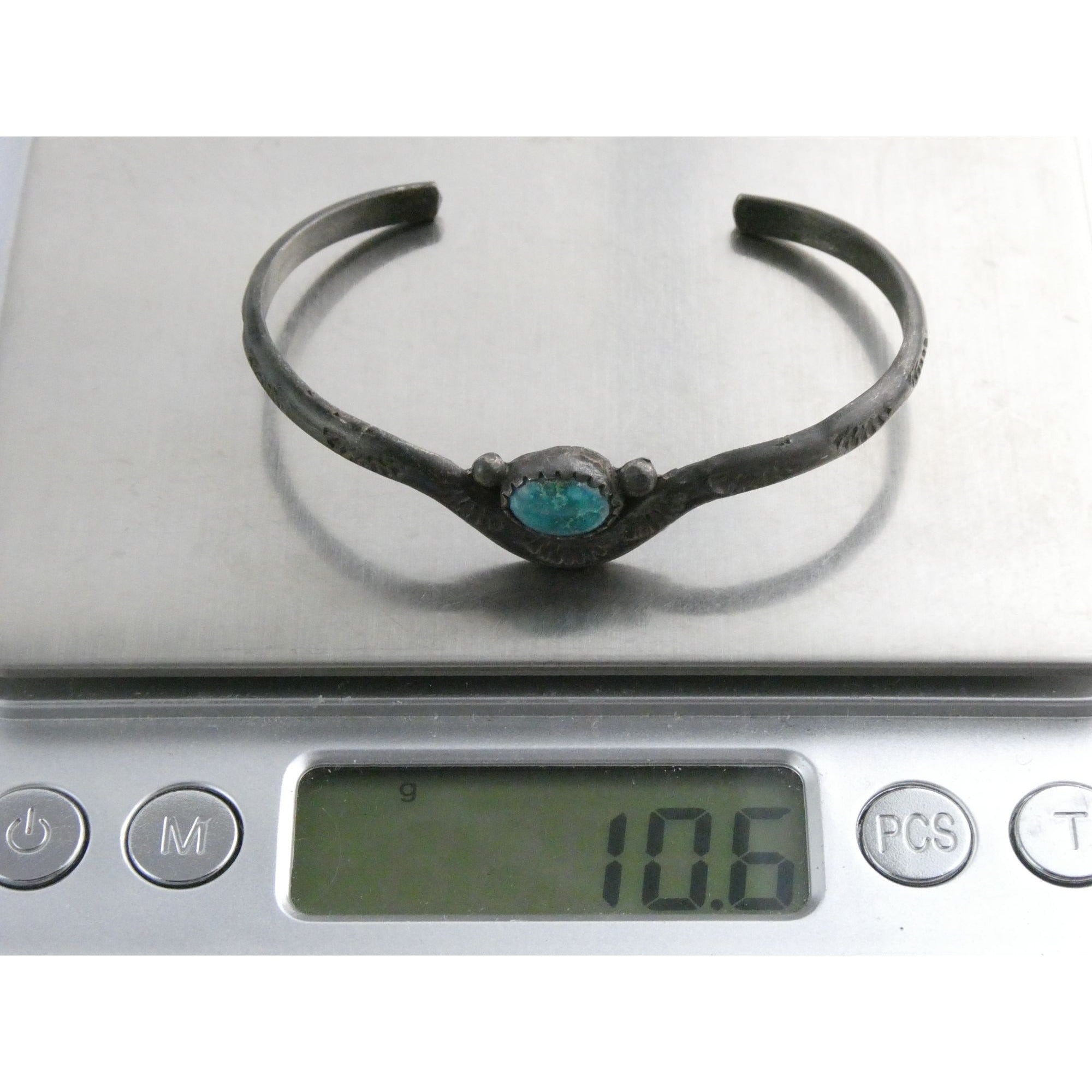 Southwestern Sterling Silver Turquoise Cabochon Cuff Bracelet 6.25 Inches 10.6g