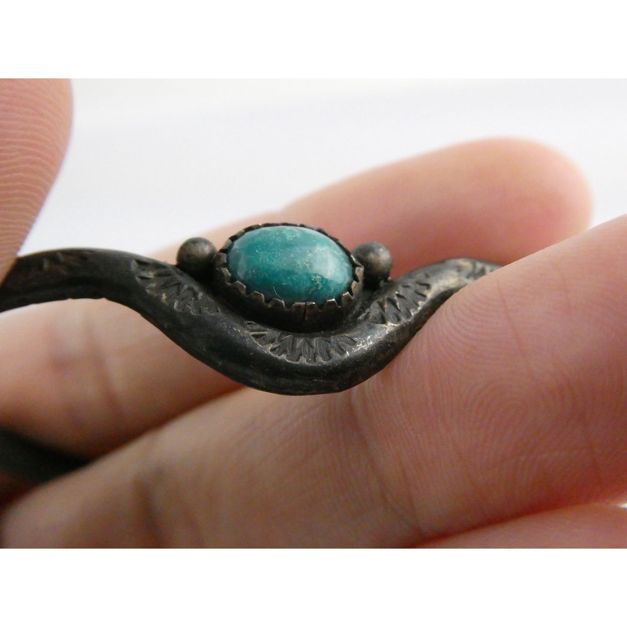Southwestern Sterling Silver Turquoise Cabochon Cuff Bracelet 6.25 Inches 10.6g