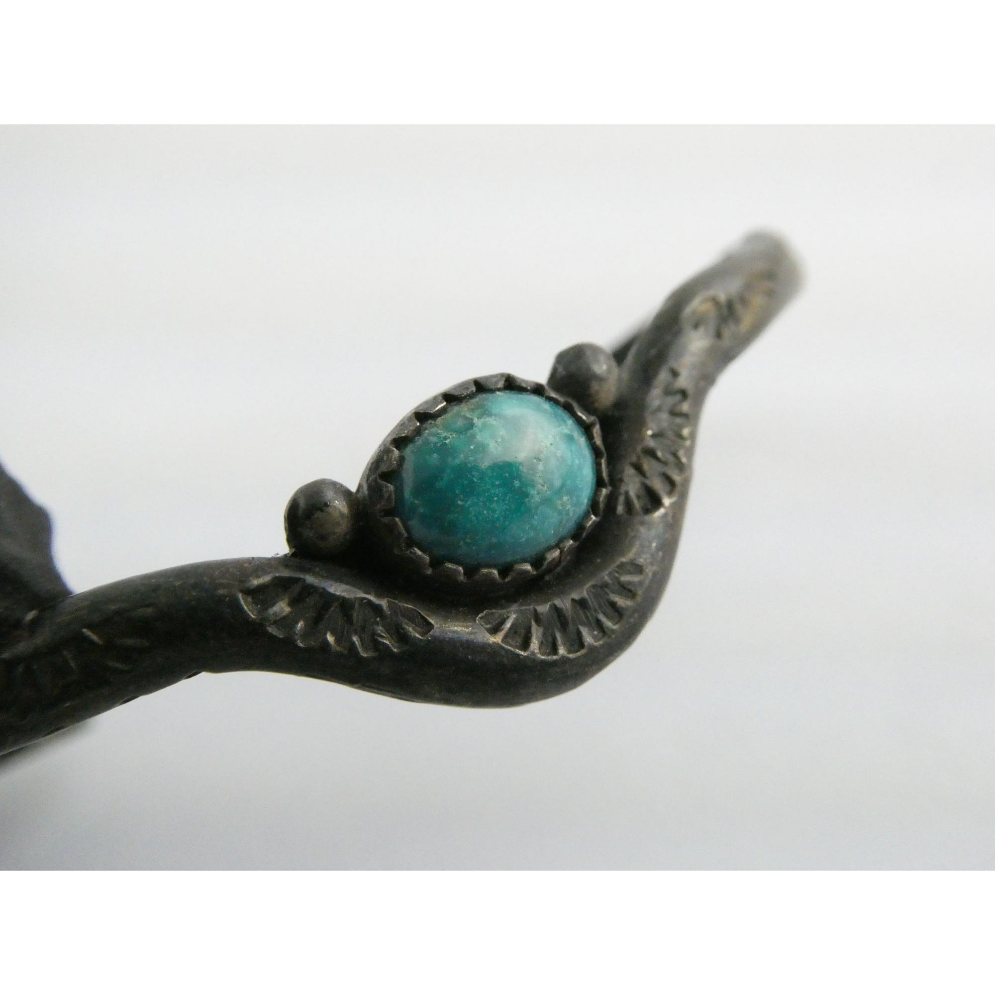 Southwestern Sterling Silver Turquoise Cabochon Cuff Bracelet 6.25 Inches 10.6g
