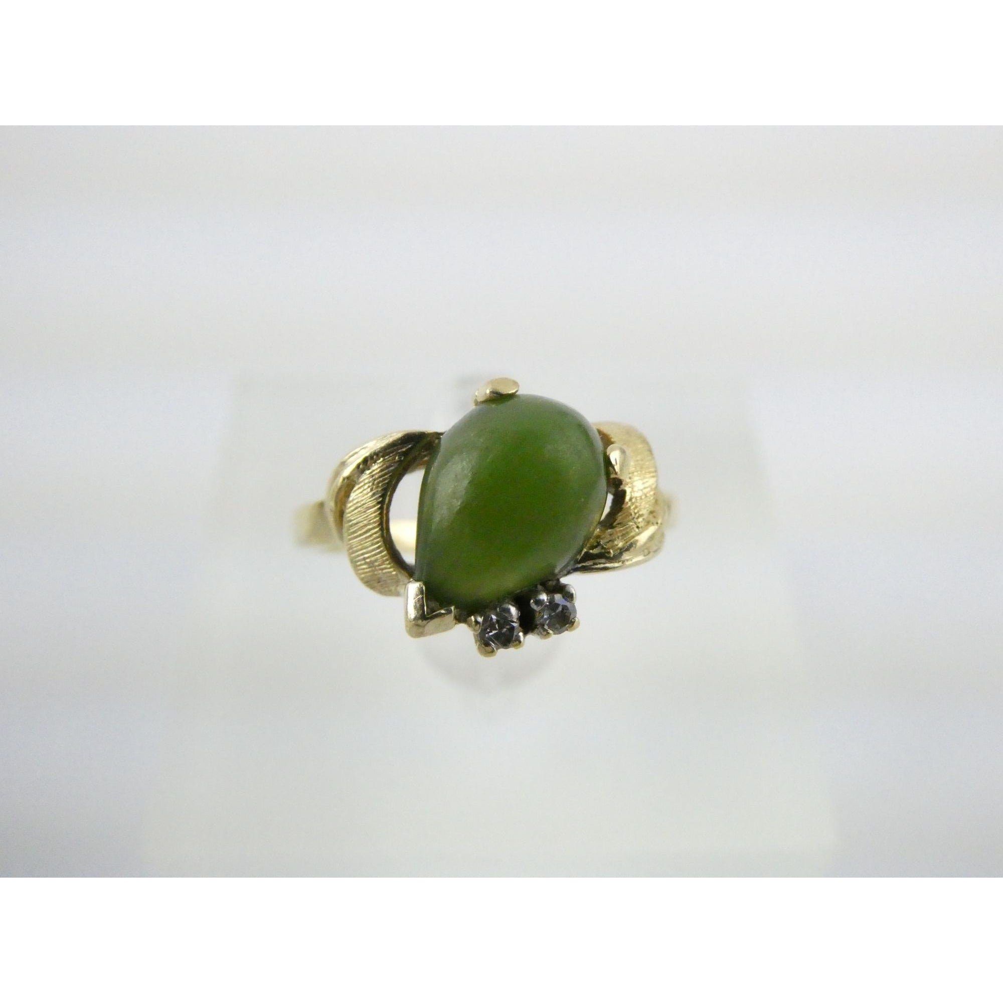 Vintage Designer 14k Yellow Gold Nephrite Jade Two Diamond Ring Size 5.5 3.1g