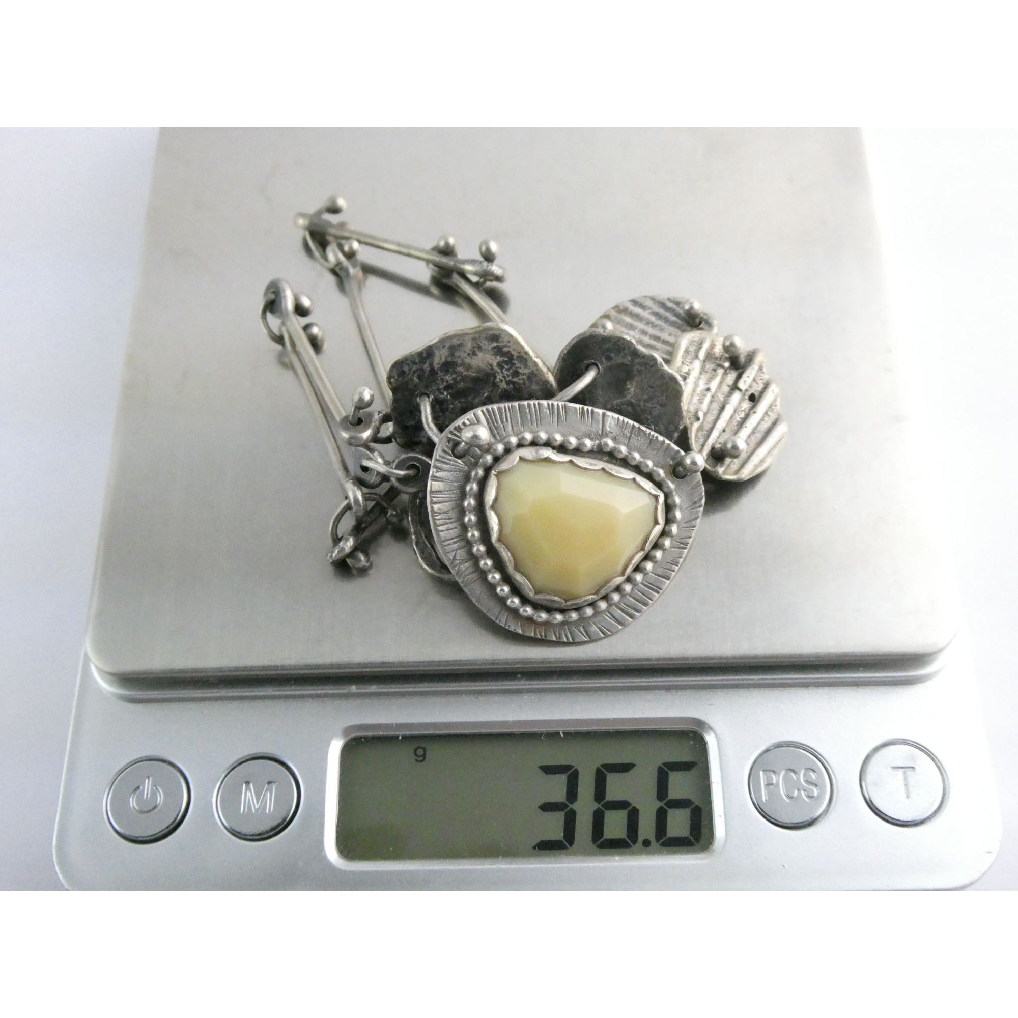 Vintage Artisan Made Sterling Silver Faceted Cream Gem Pendant Necklace 36g 17In