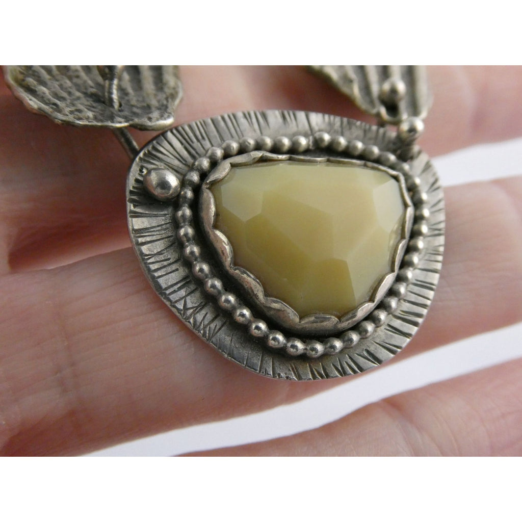 Vintage Artisan Made Sterling Silver Faceted Cream Gem Pendant Necklace 36g 17In