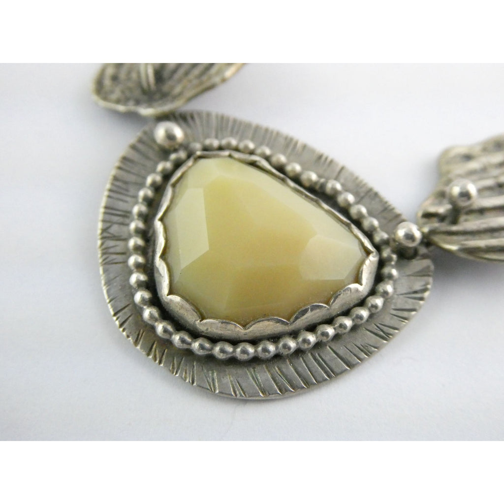 Vintage Artisan Made Sterling Silver Faceted Cream Gem Pendant Necklace 36g 17In